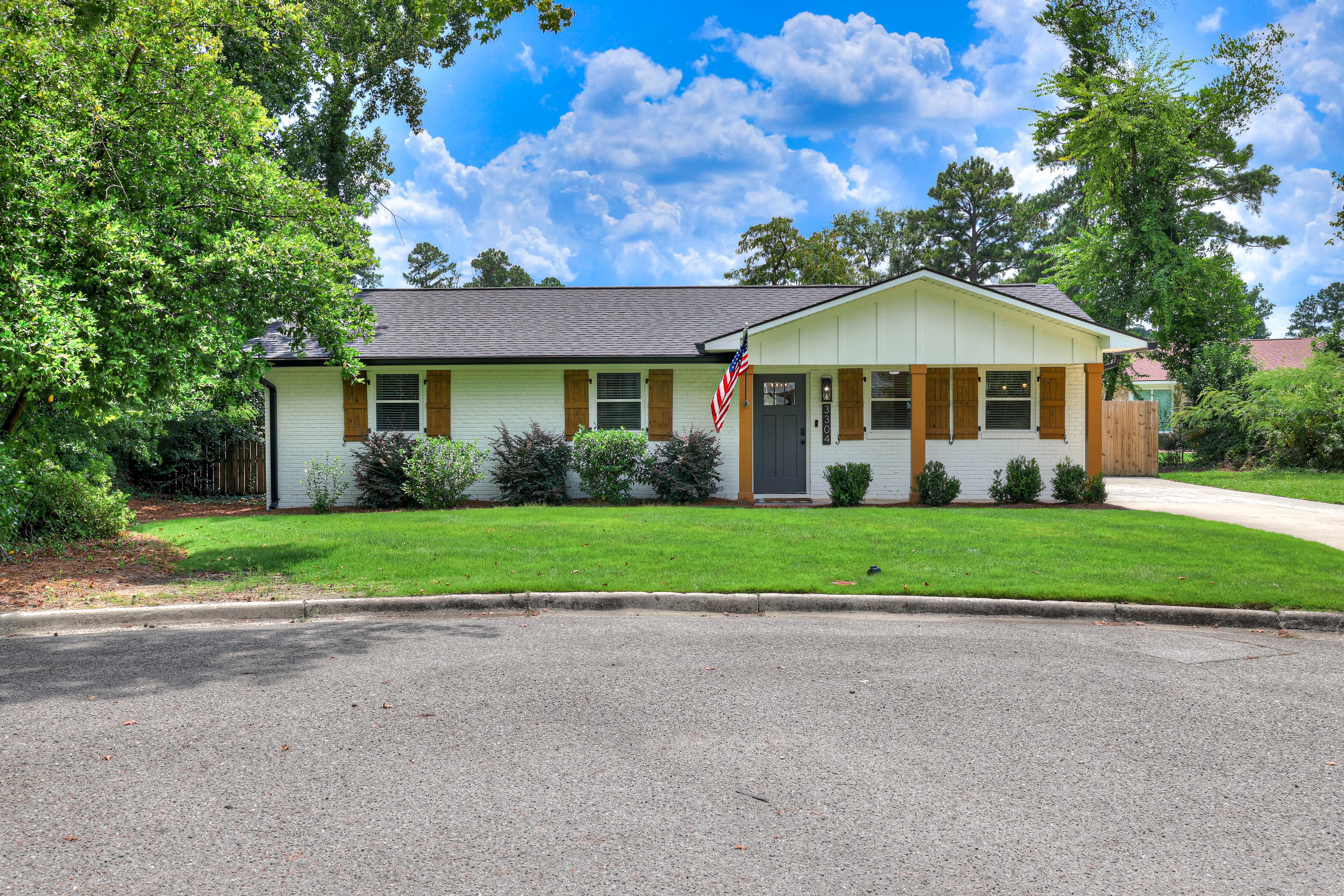 Luxury Ranch Home in Culdesac