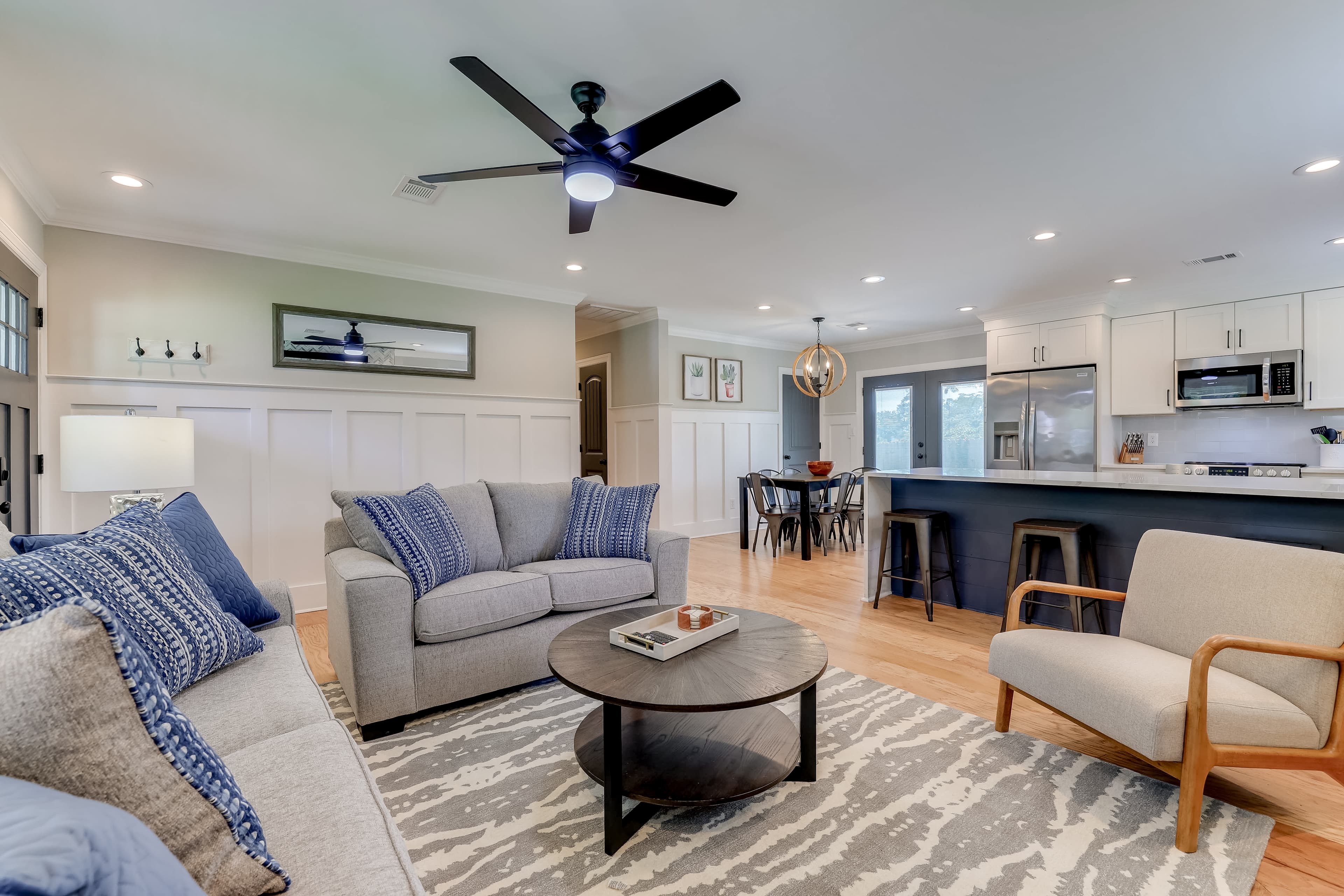 Comfortable Living Room