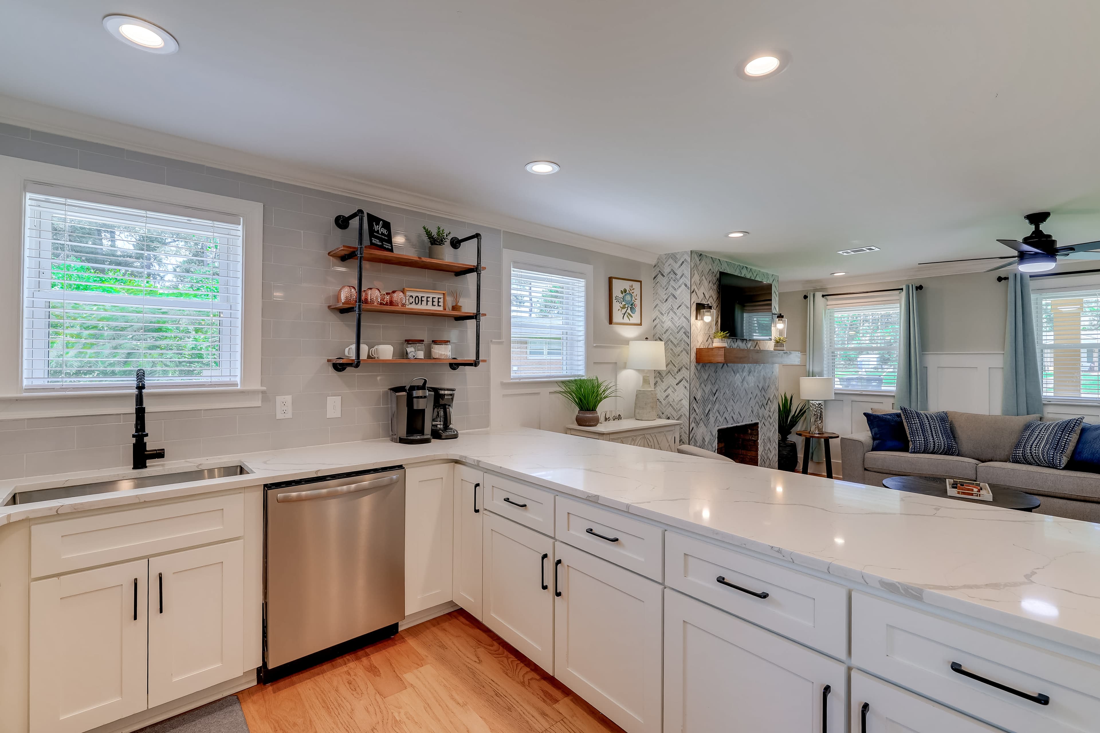 Fully Stocked Kitchen