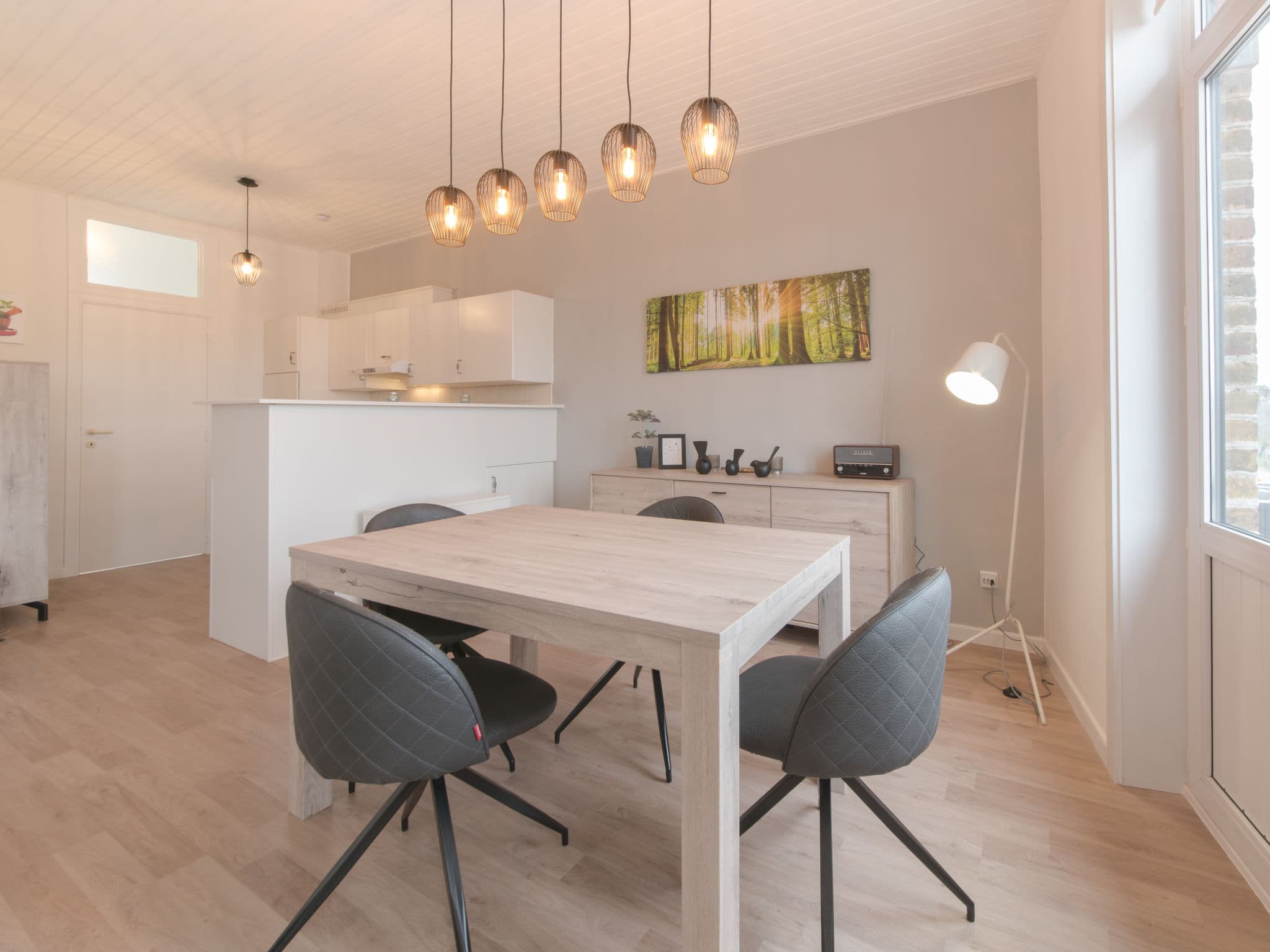 Kitchen / Dining Room