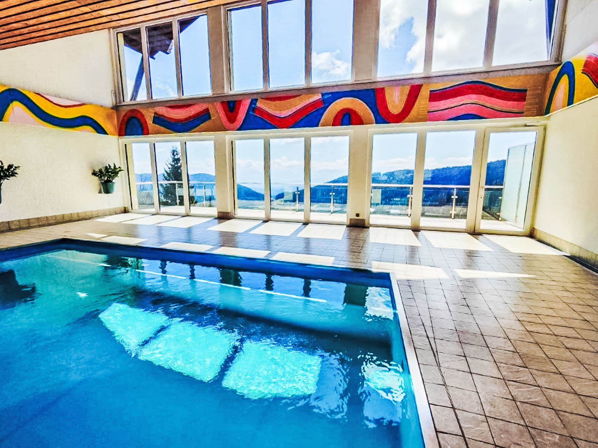Pool Indoor