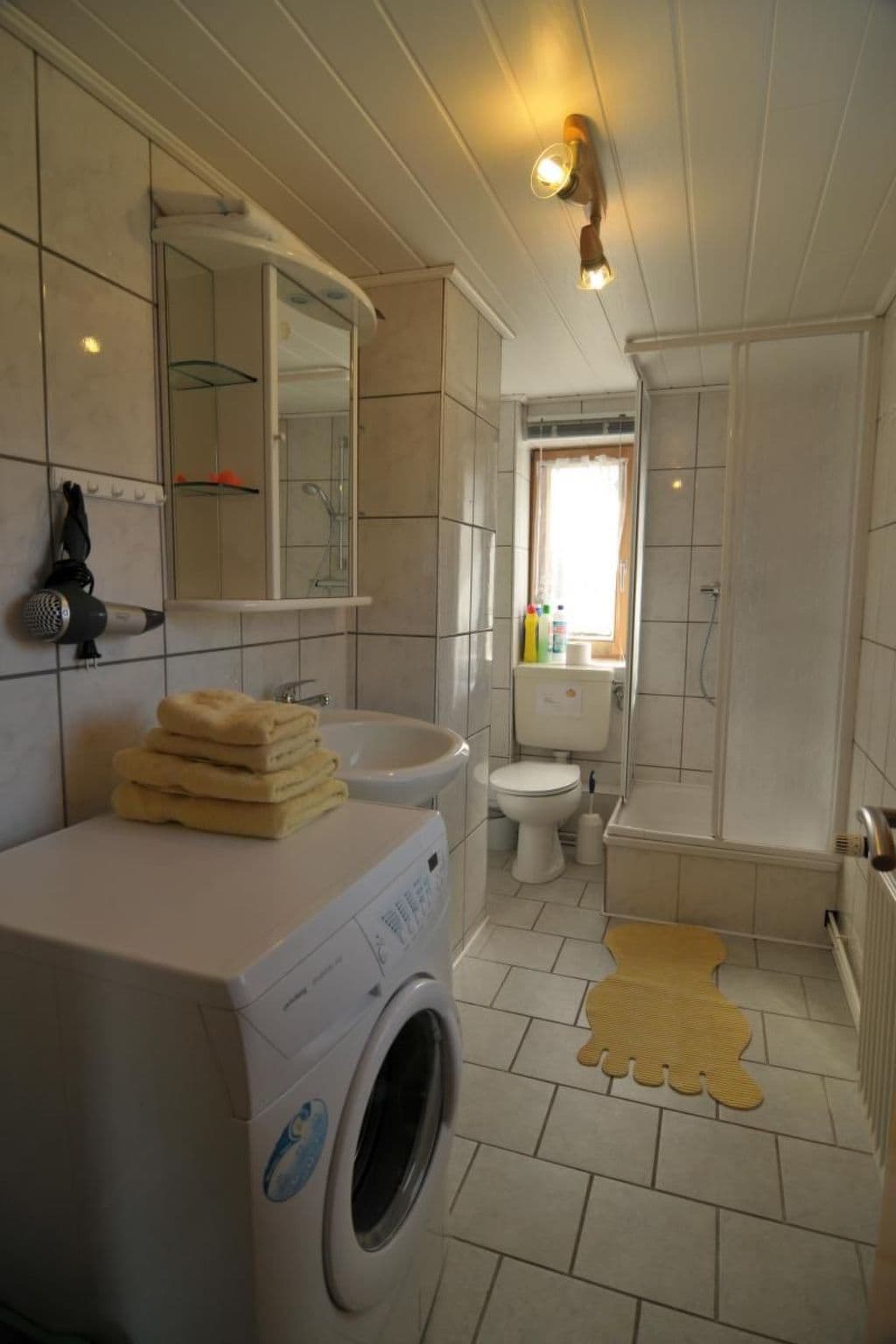 Bathroom / Wellness