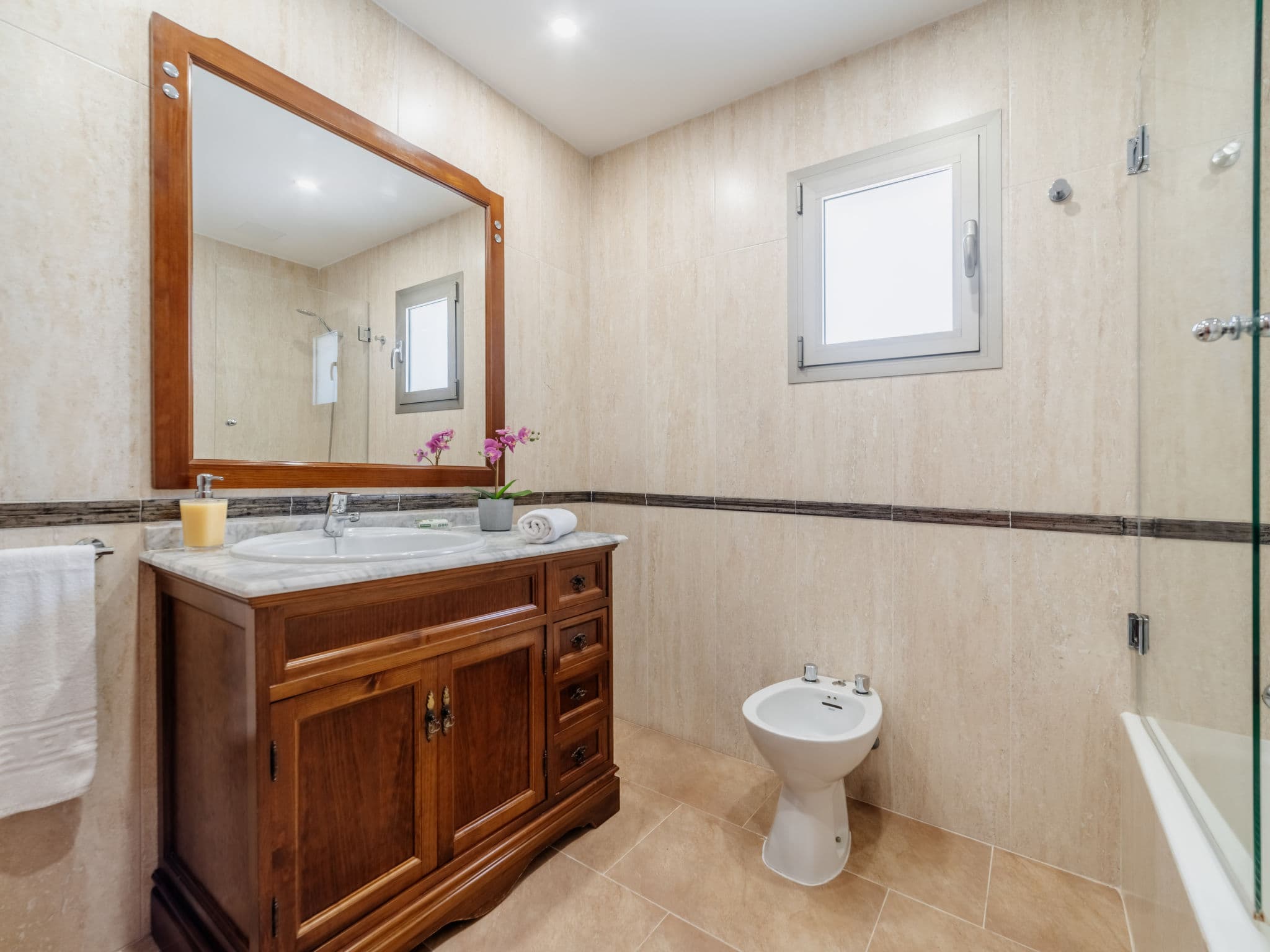 Bathroom / Wellness