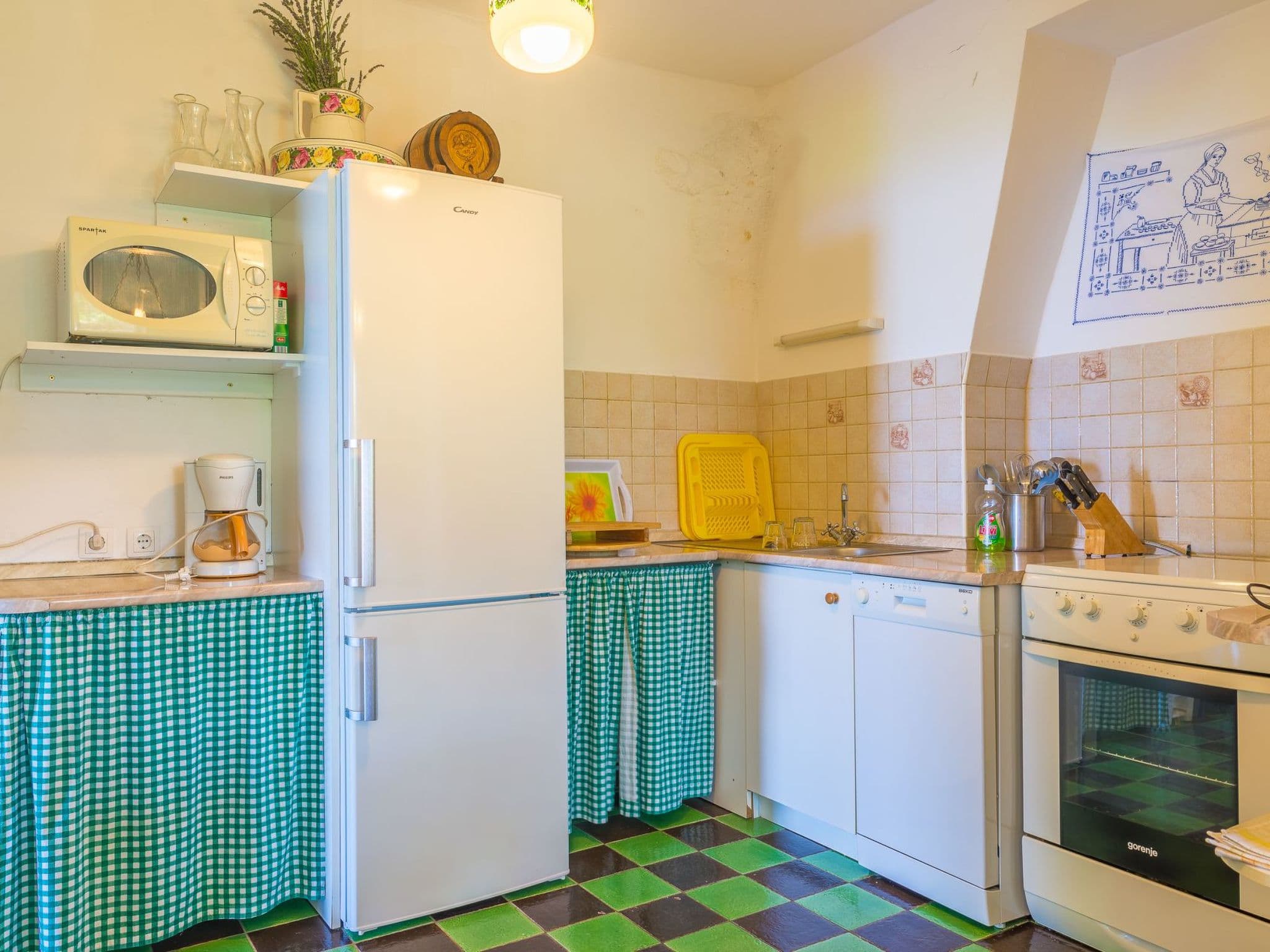 Kitchen / Dining Room
