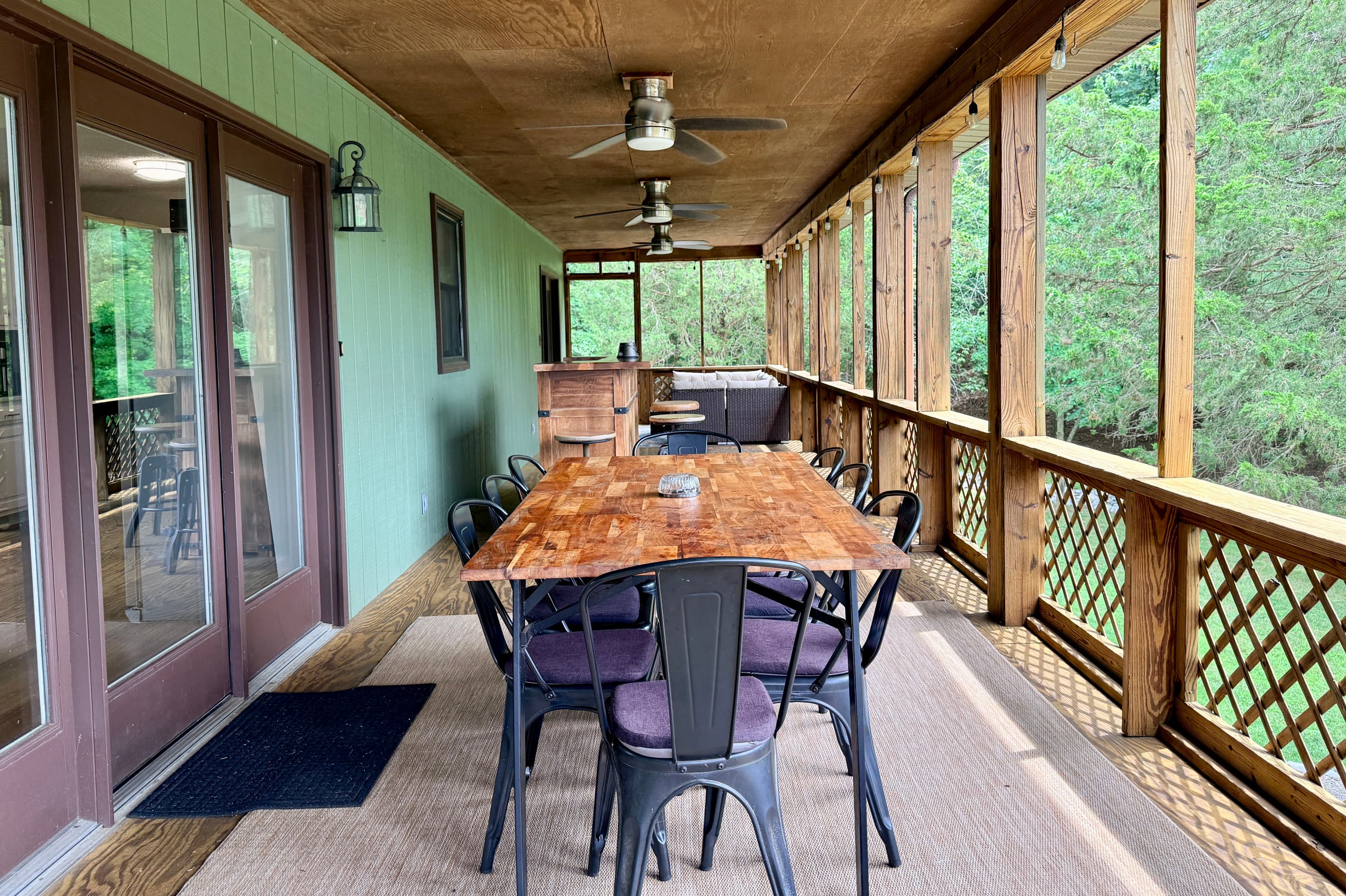 Outdoor dining on the covered deck