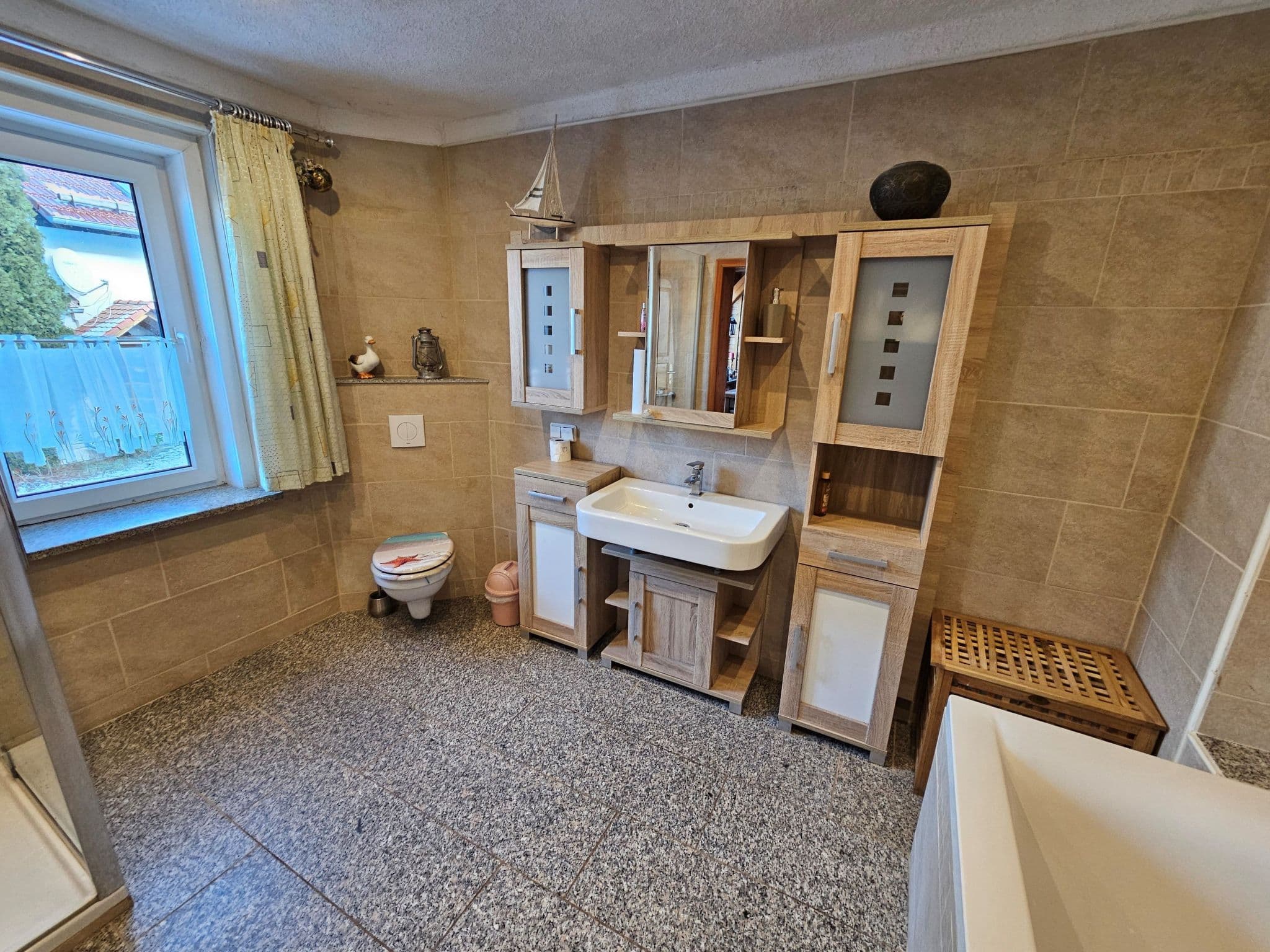 Gallery Image 38