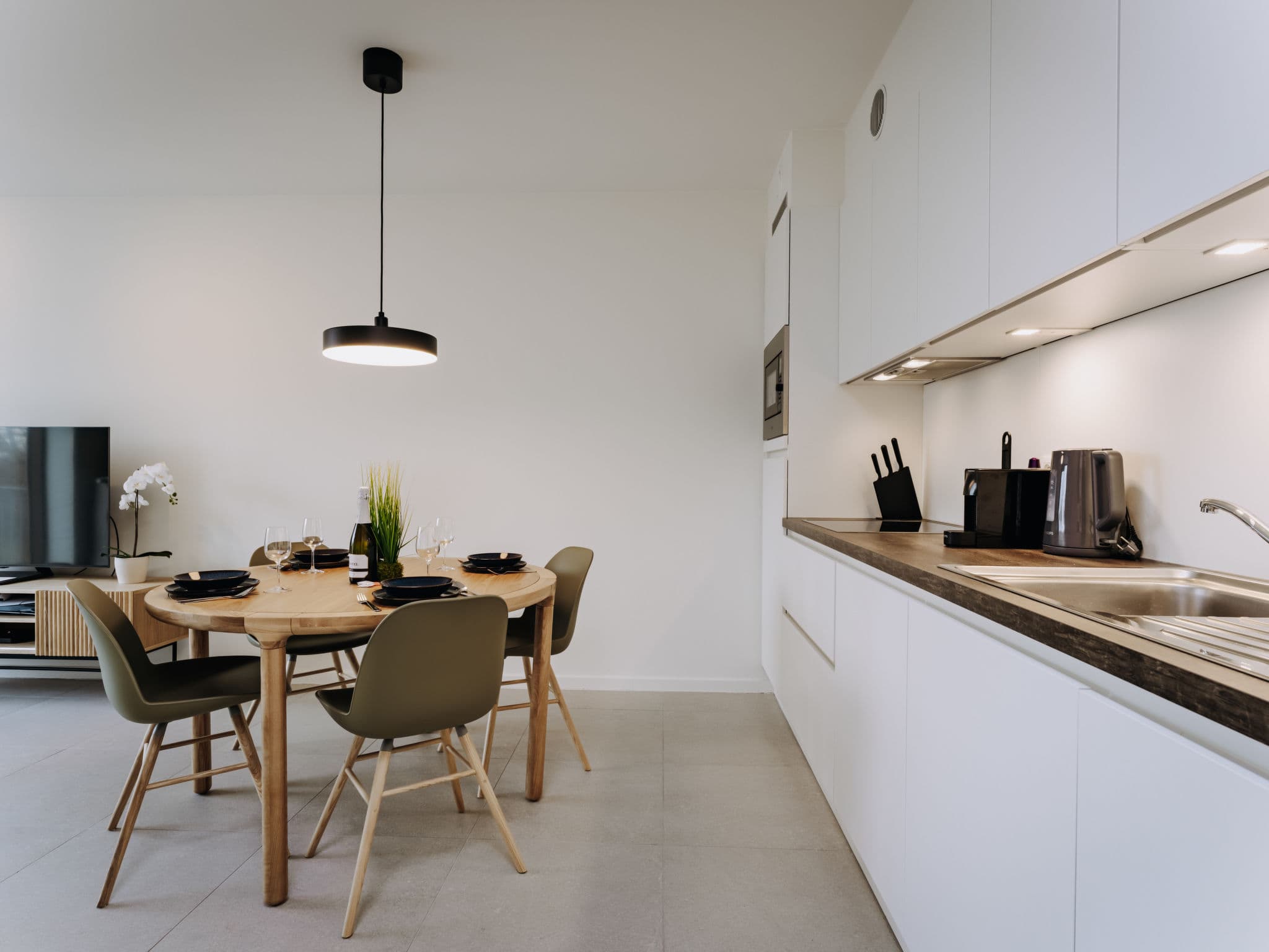 Kitchen / Dining Room