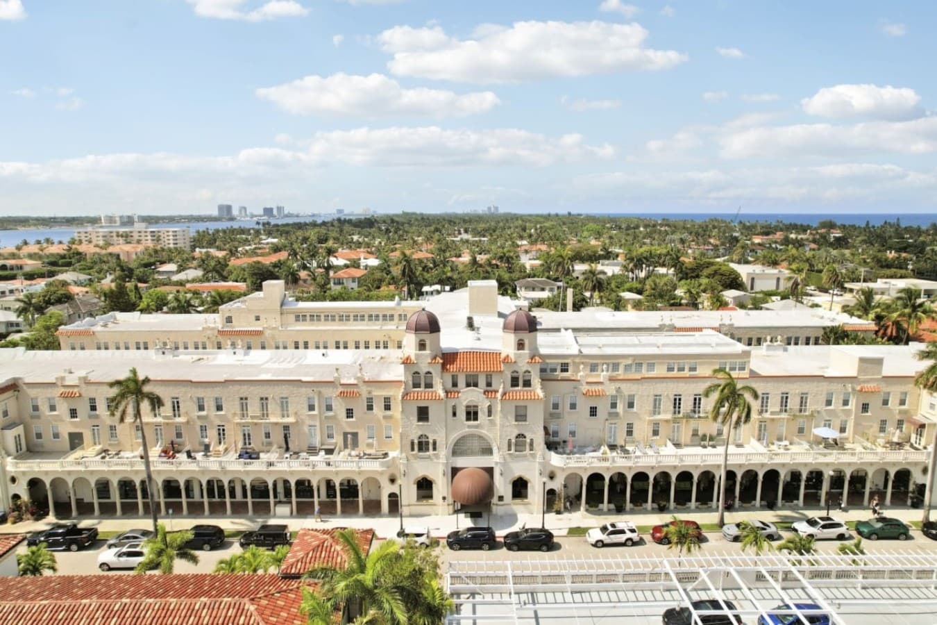 Palm Beach Hotel(8)