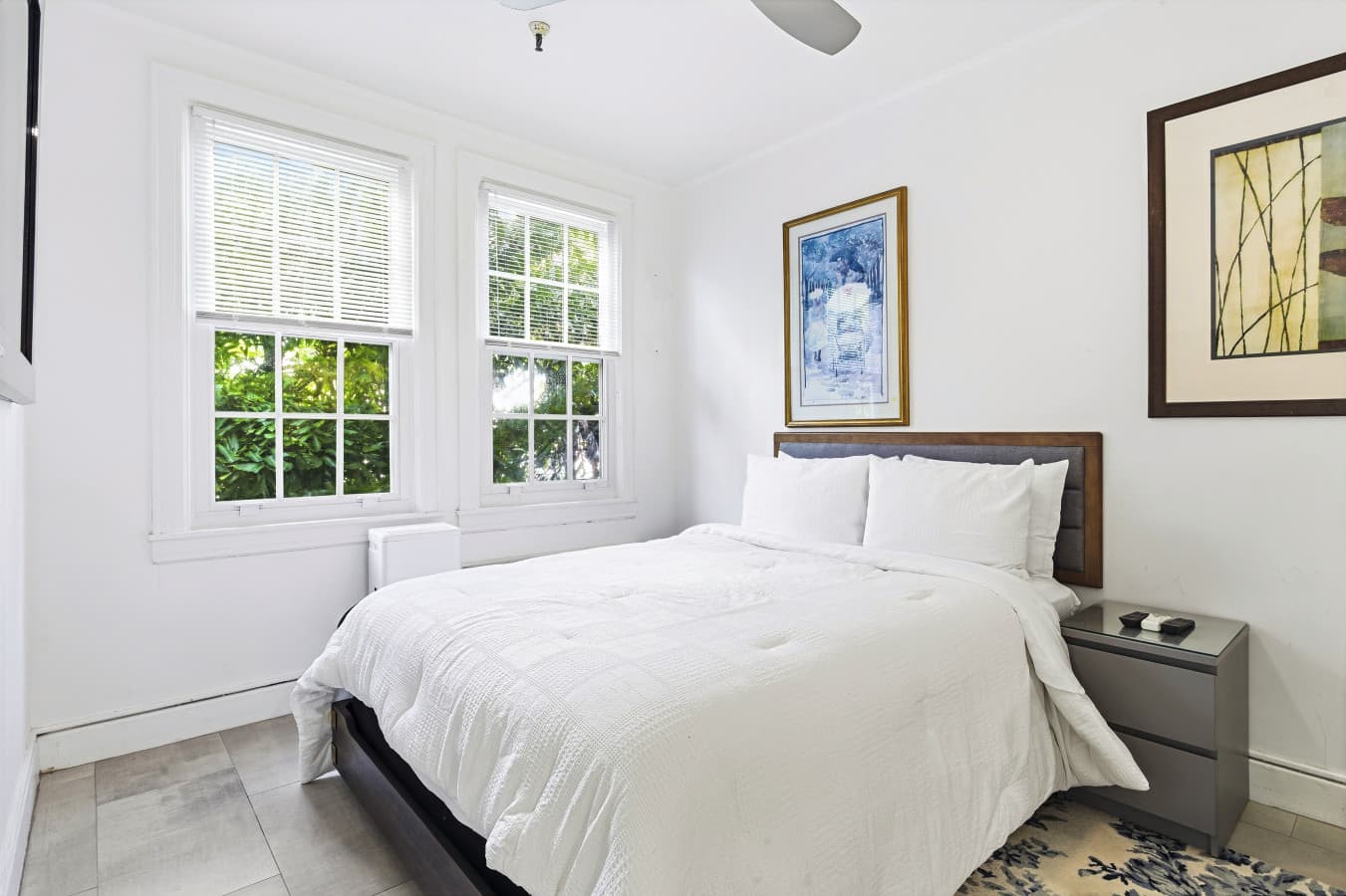235_Sunrise_Ave_2228_PB_003-lighting-sharpen.jpg