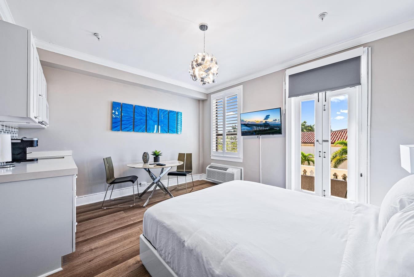 235 Sunrise Ave #2017 & 3213-13.jpg