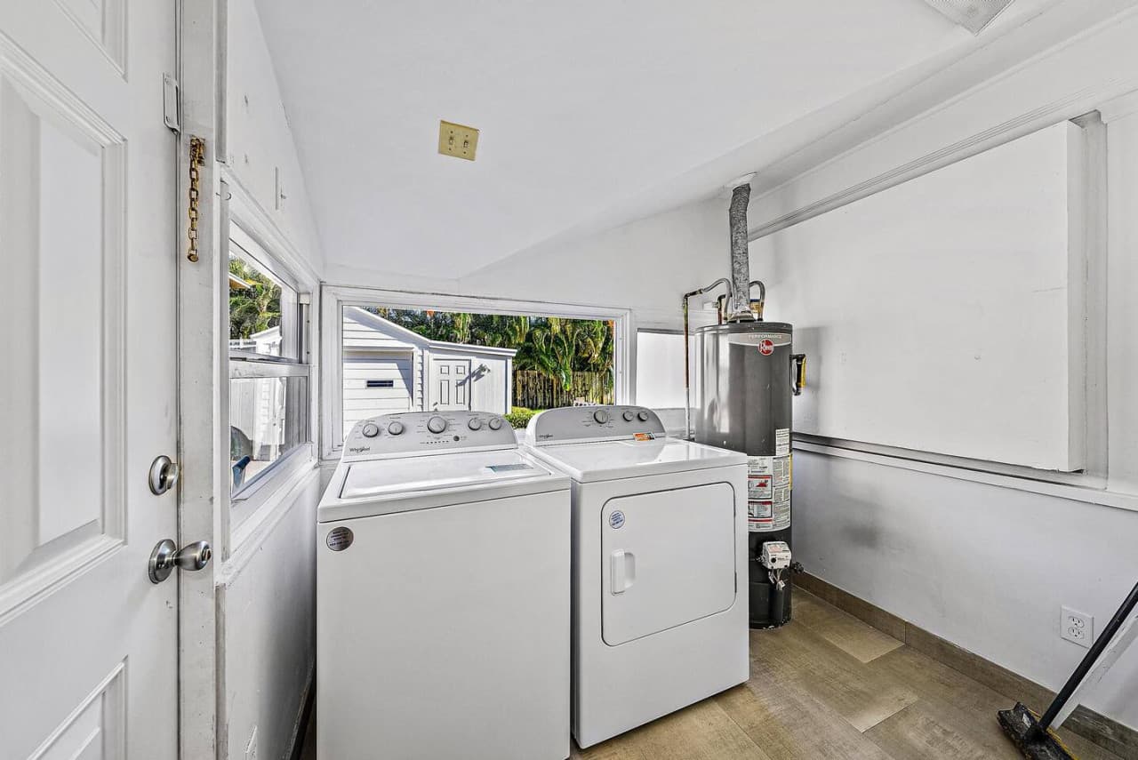 Gallery Image 15