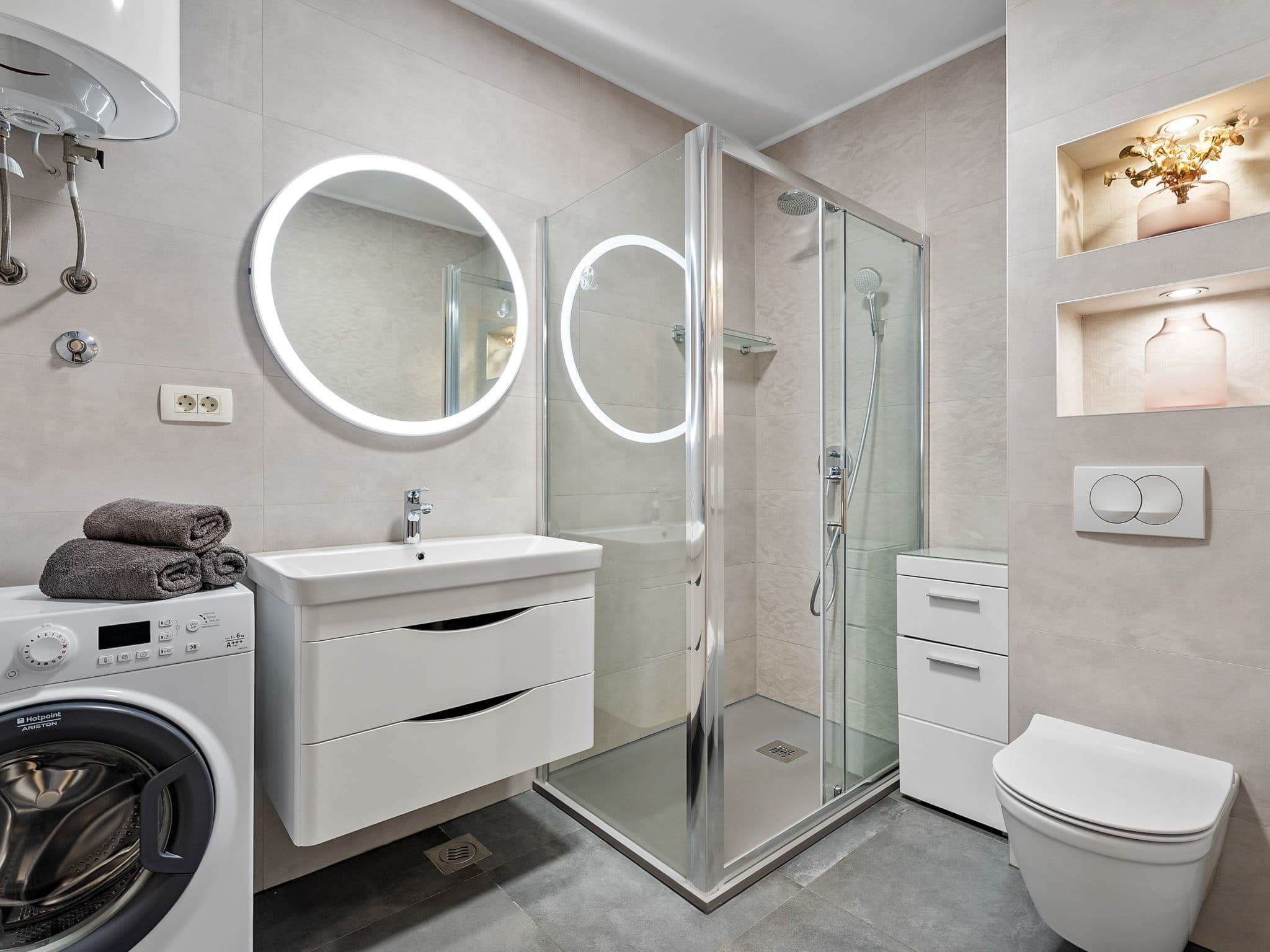 Bathroom / Wellness