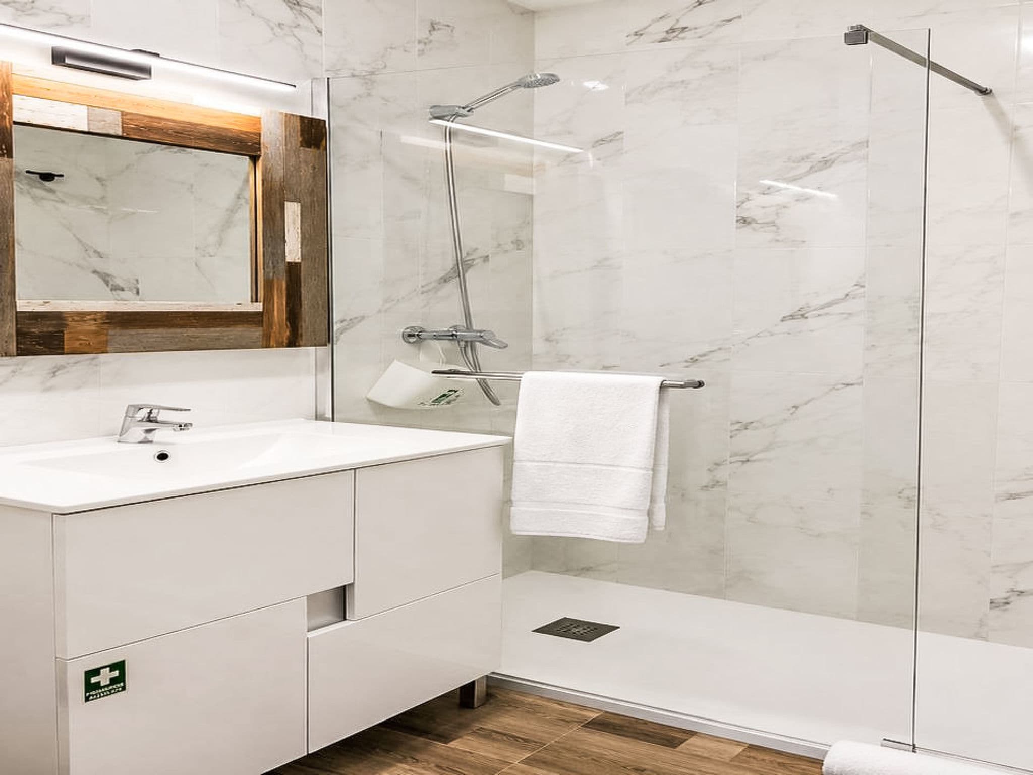 Bathroom / Wellness