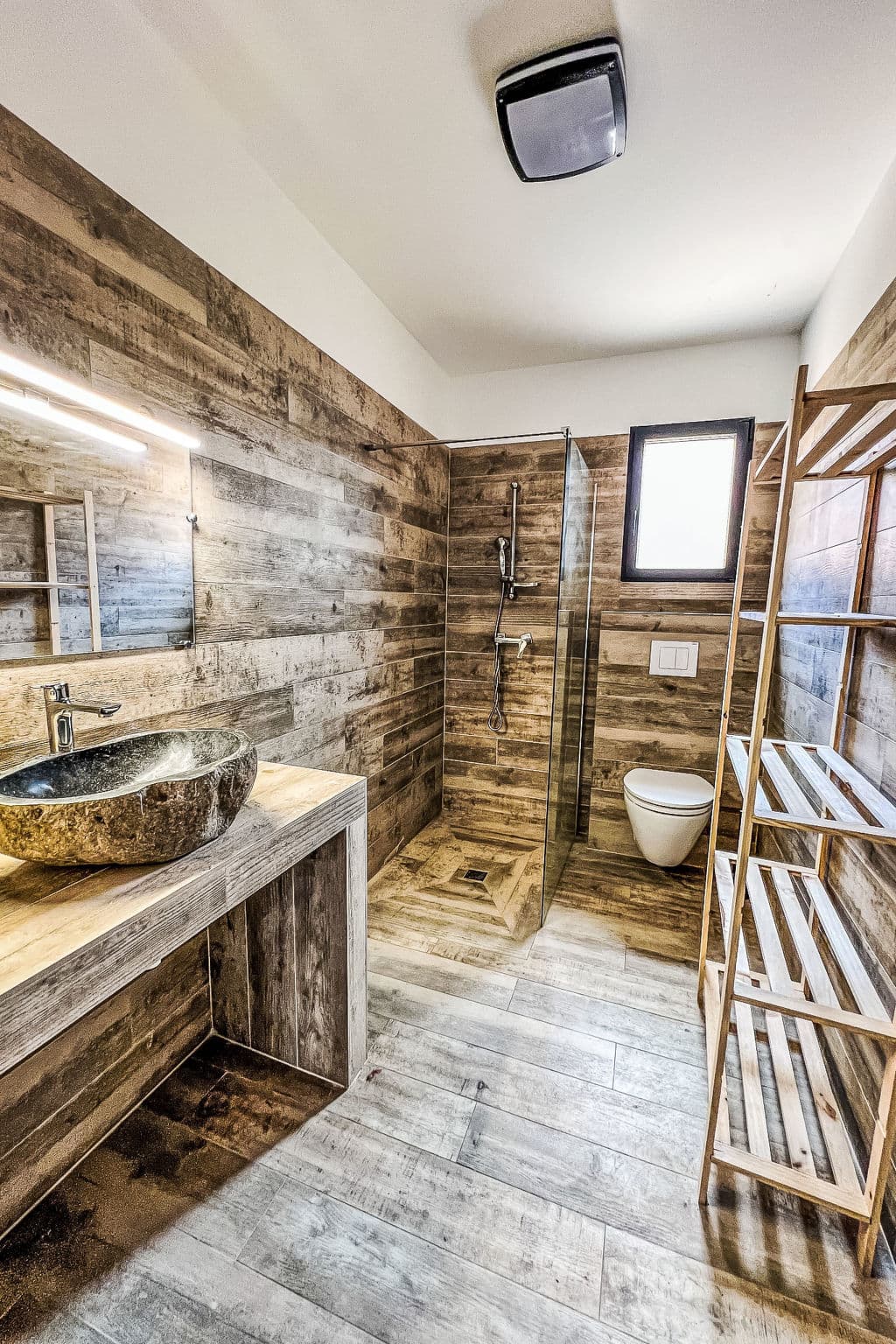 Bathroom / Wellness