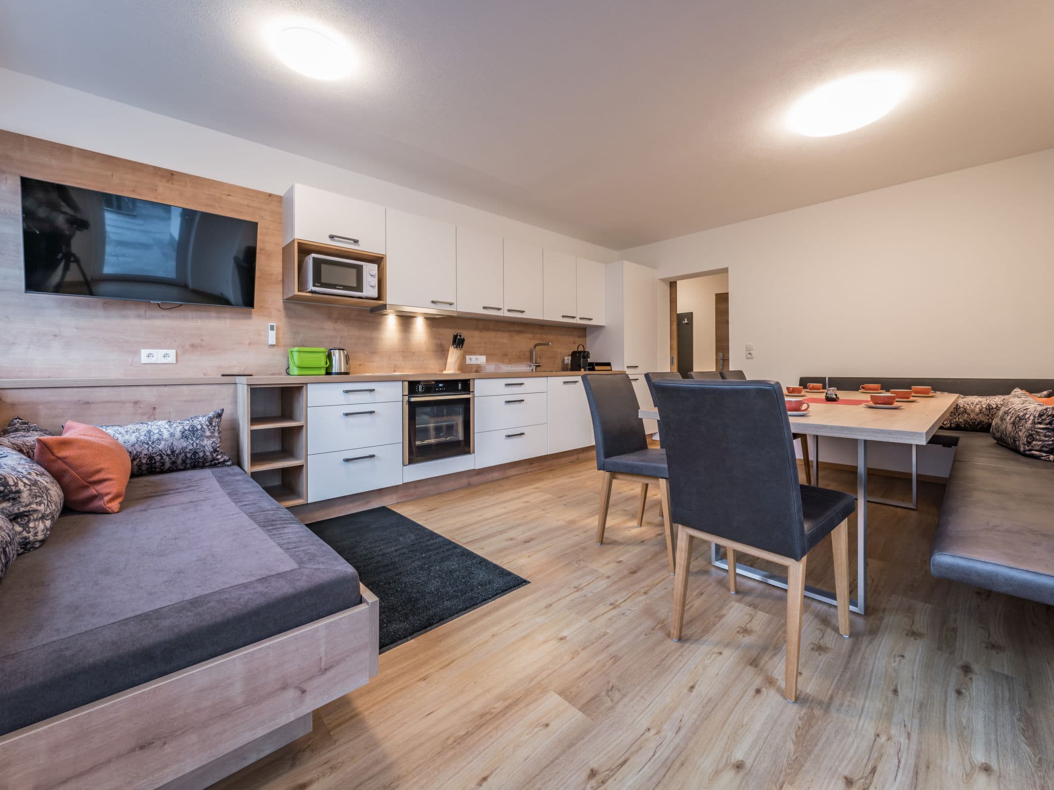 Kitchen / Dining Room
