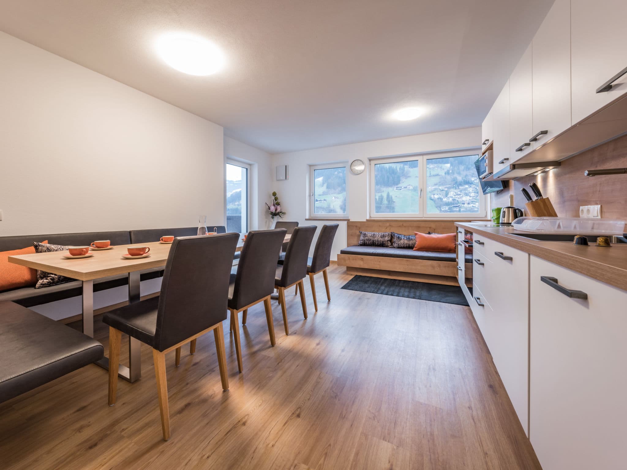 Kitchen / Dining Room