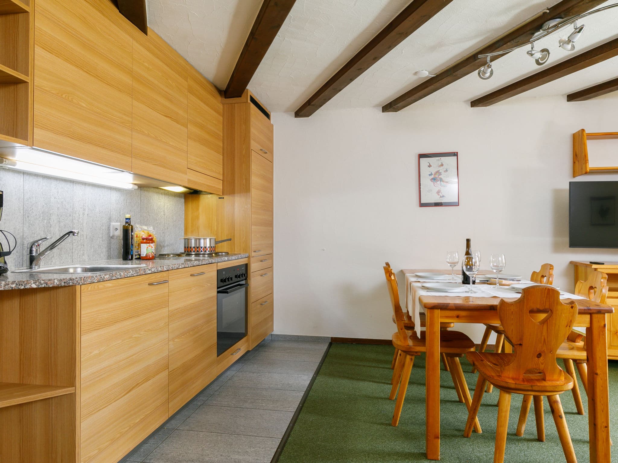 Kitchen / Dining Room