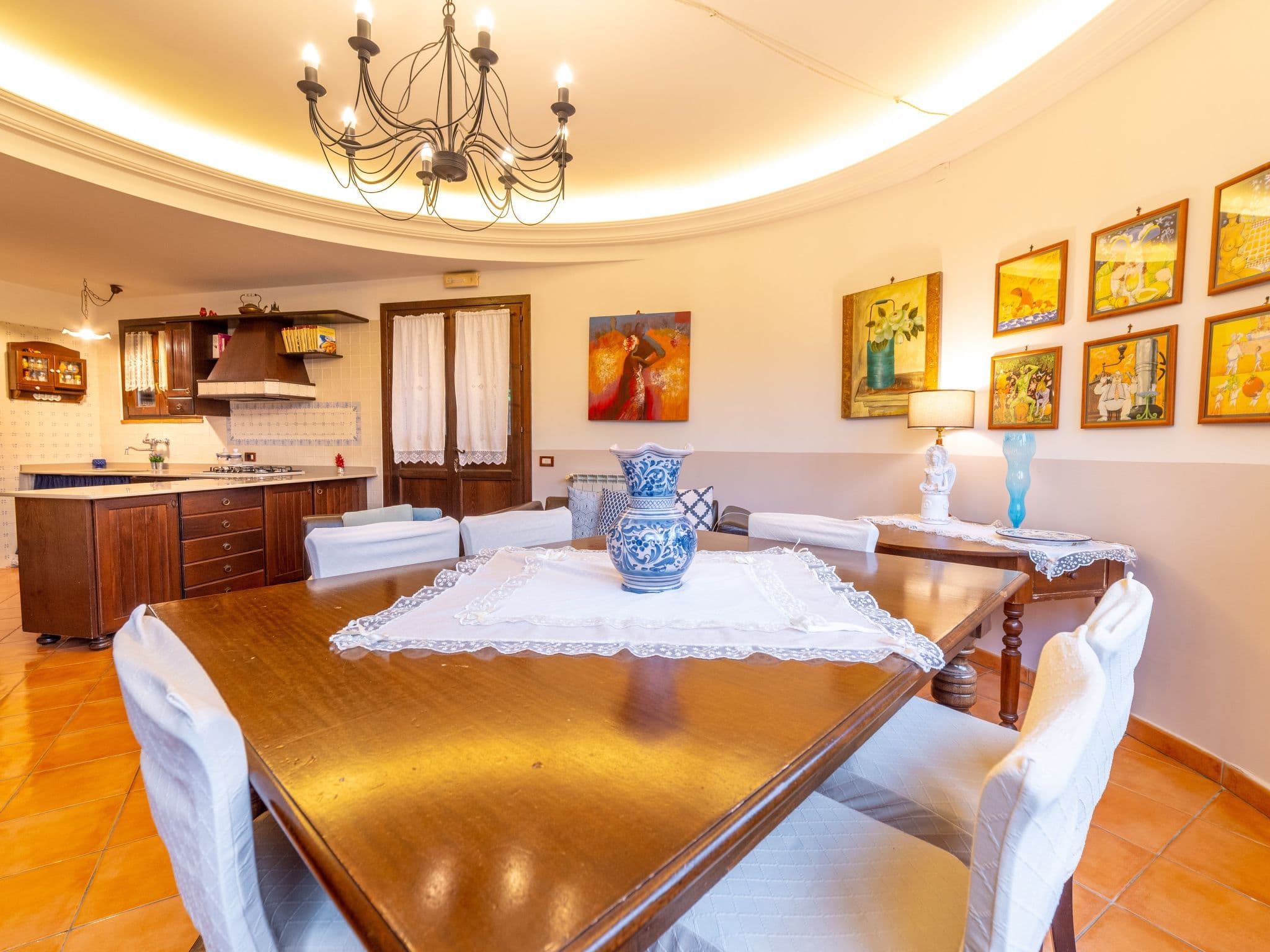 Kitchen / Dining Room