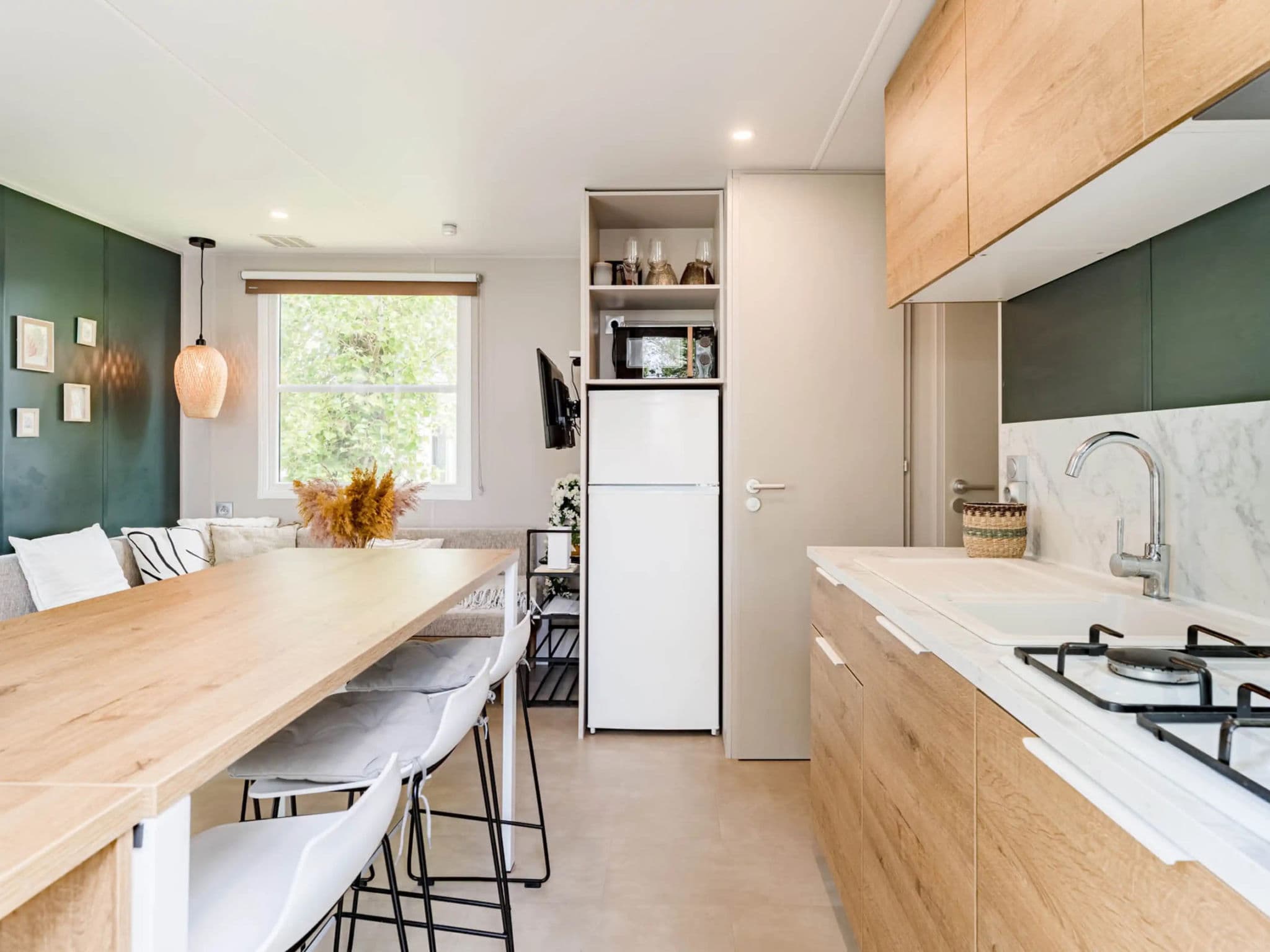 Kitchen / Dining Room