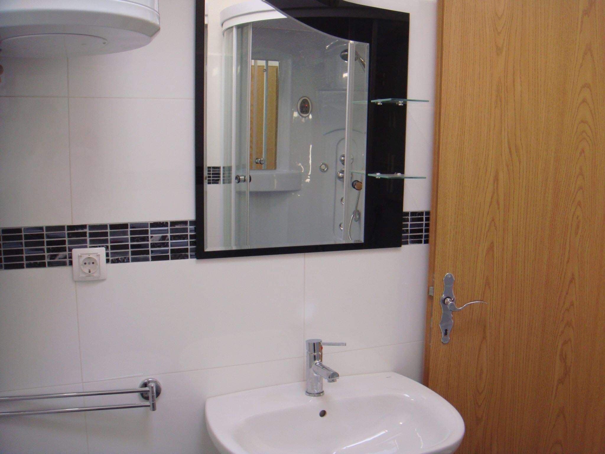 Gallery Image 15