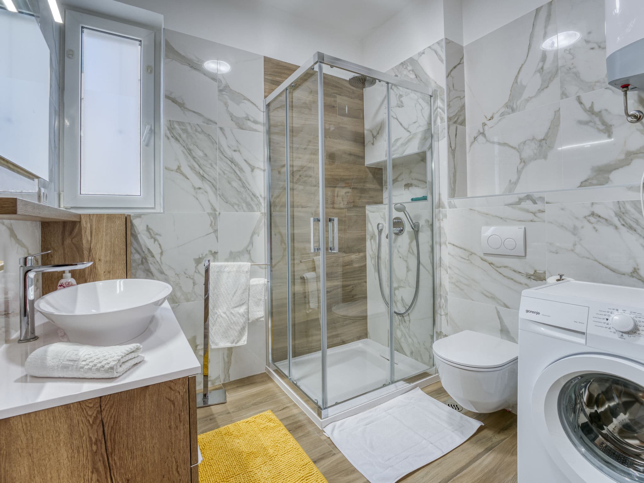 Bathroom / Wellness
