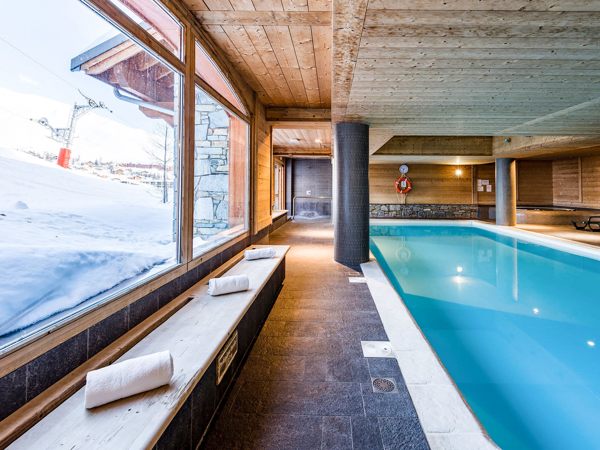 Pool Indoor