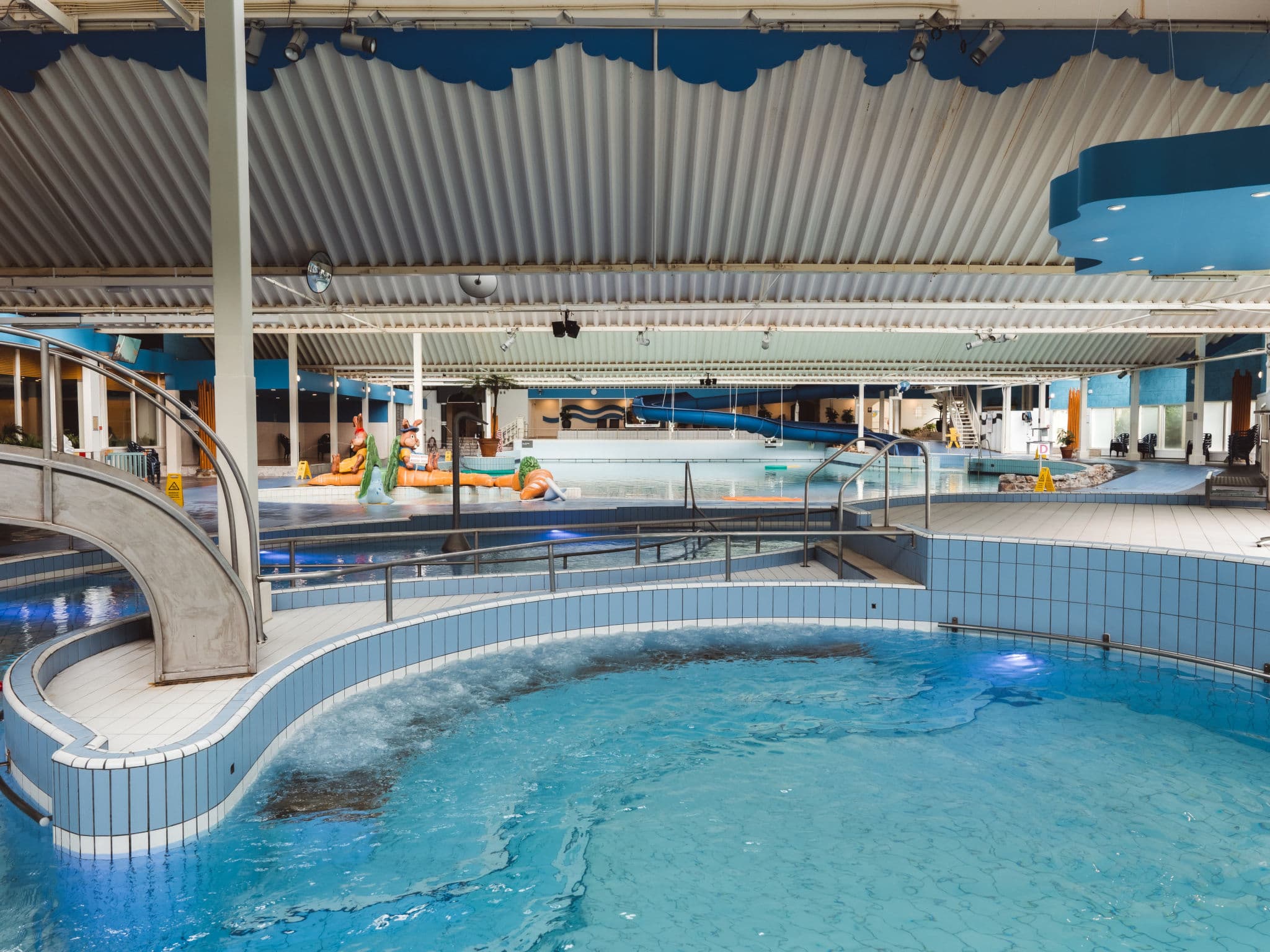Pool Indoor