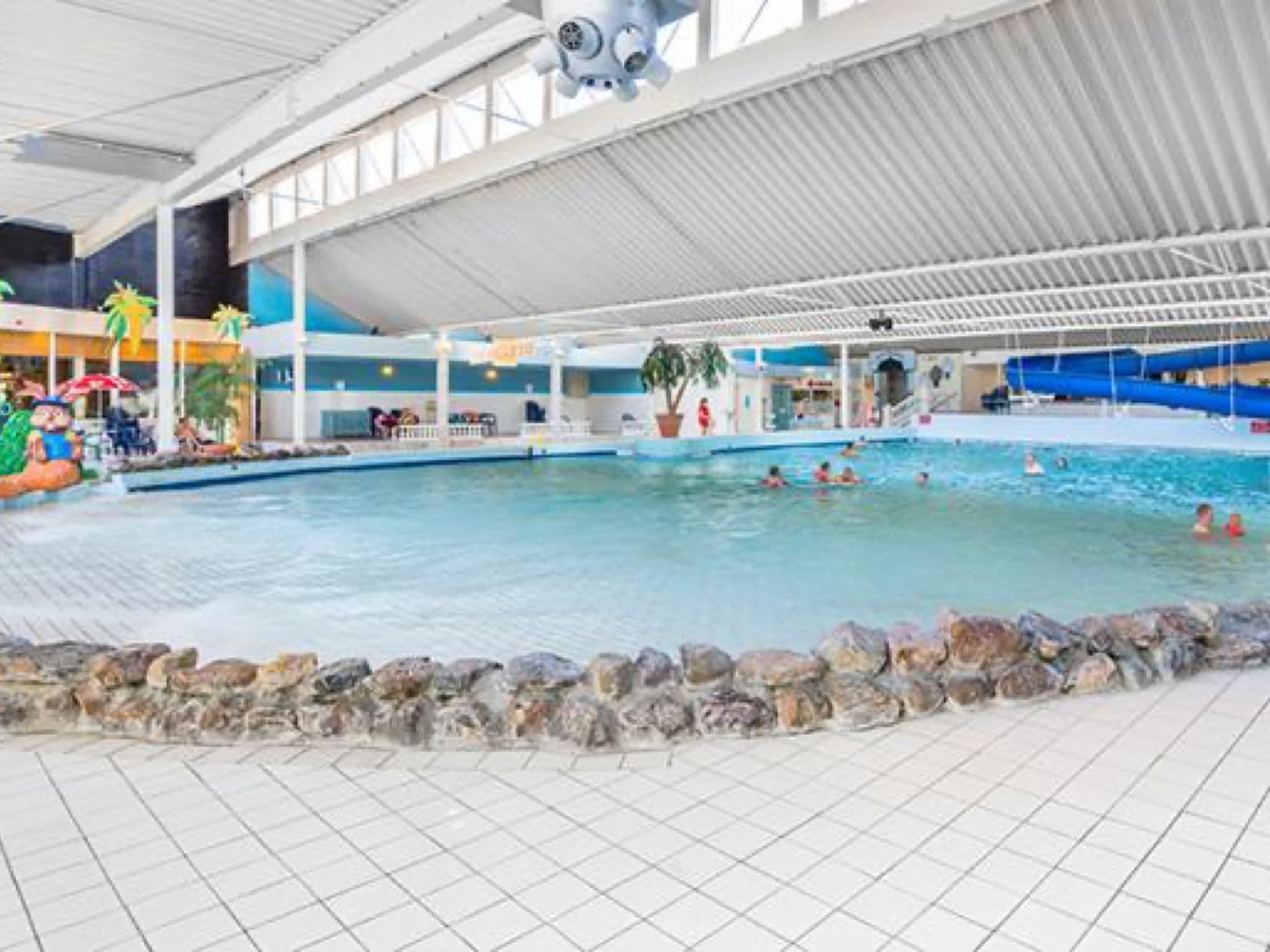 Pool Indoor