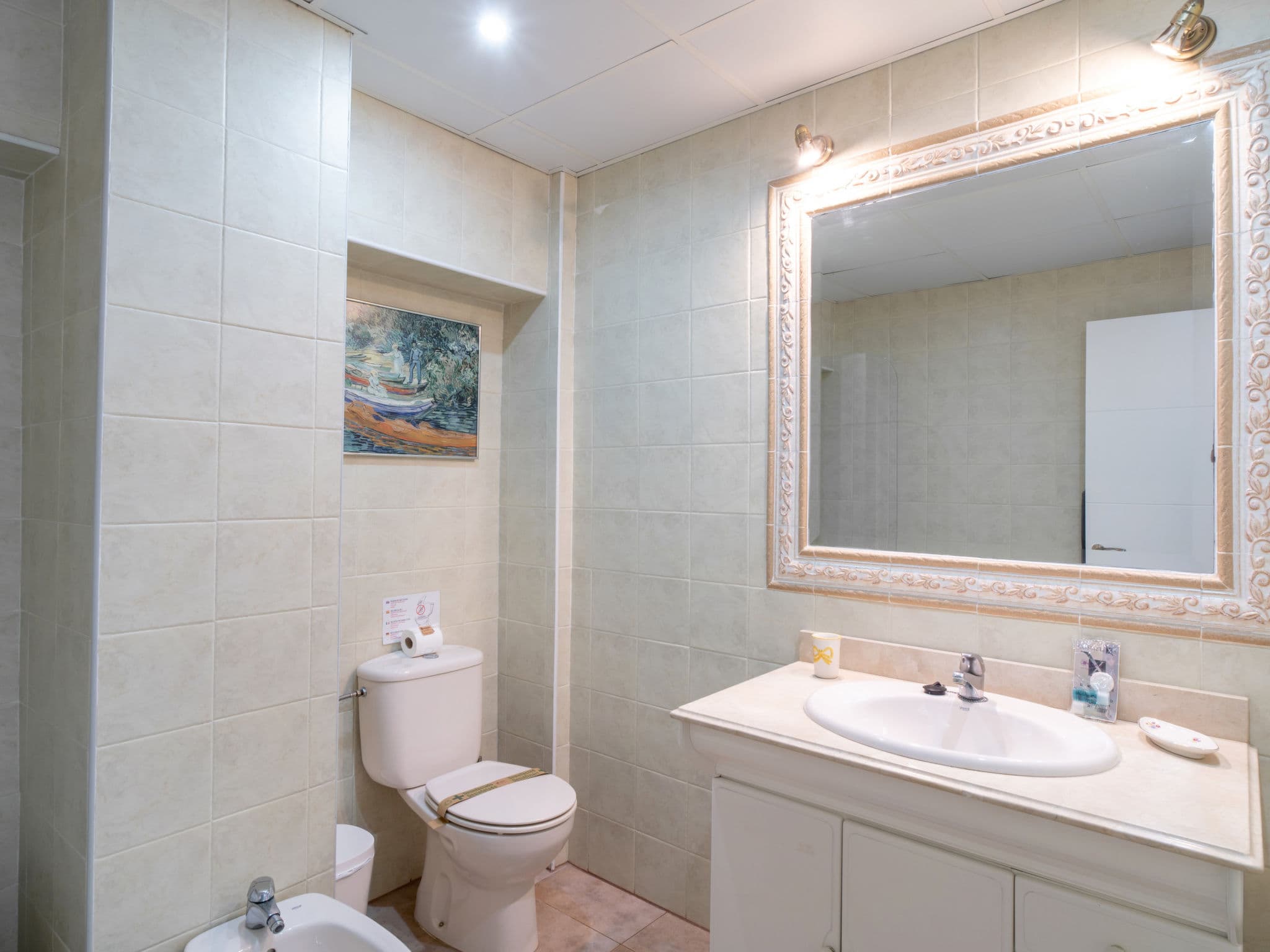 Bathroom / Wellness