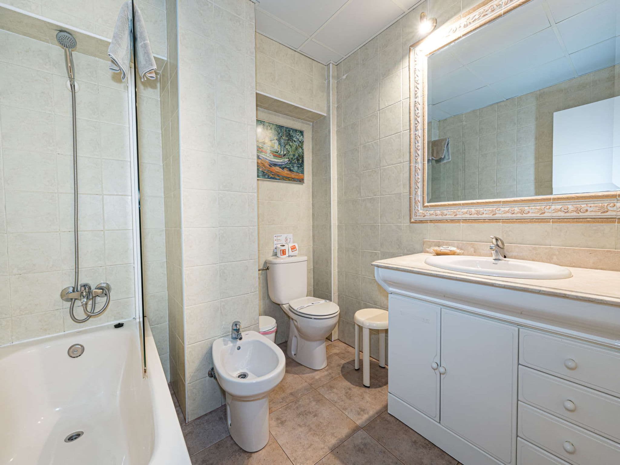 Bathroom / Wellness