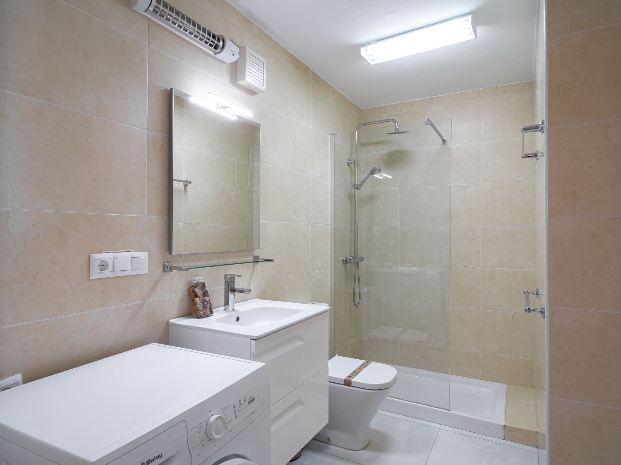 Bathroom / Wellness
