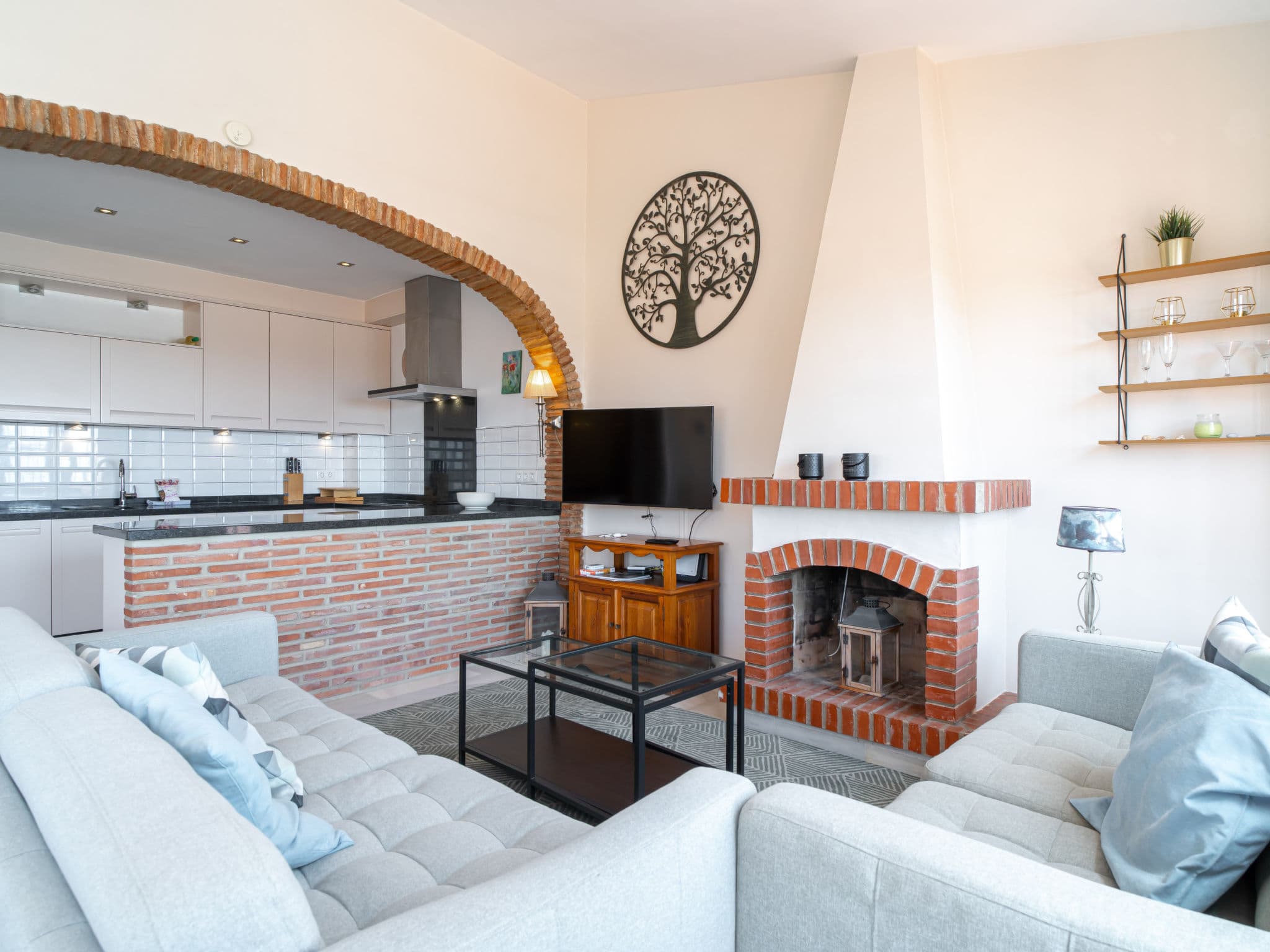Kitchen / Dining Room