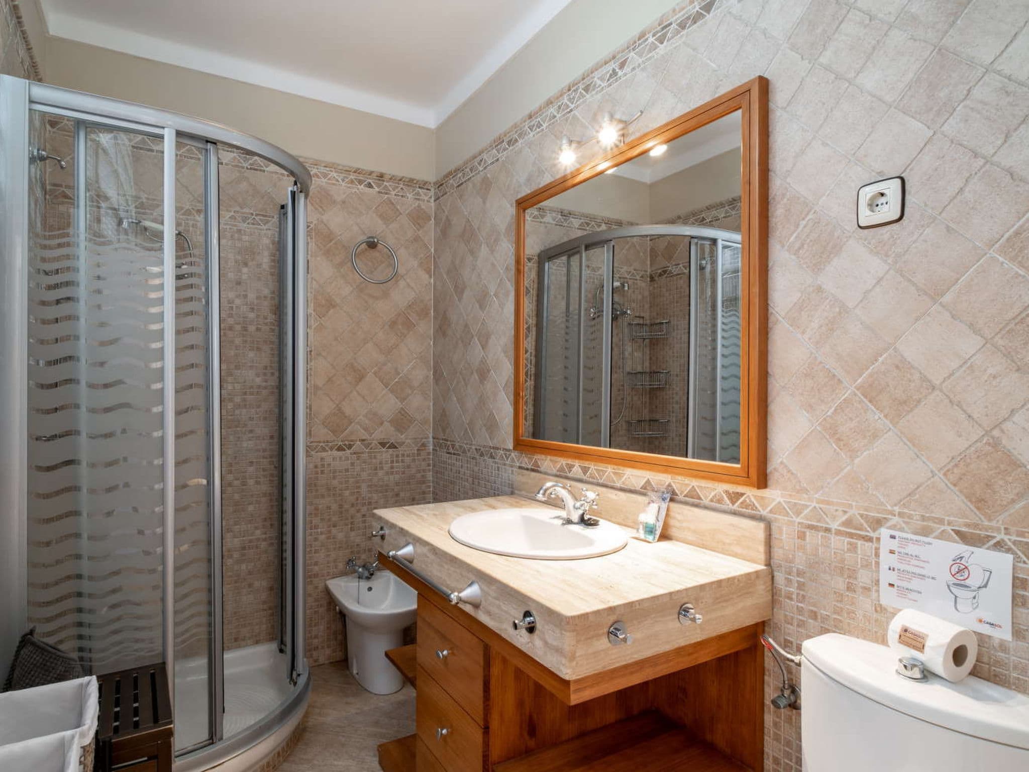 Bathroom / Wellness
