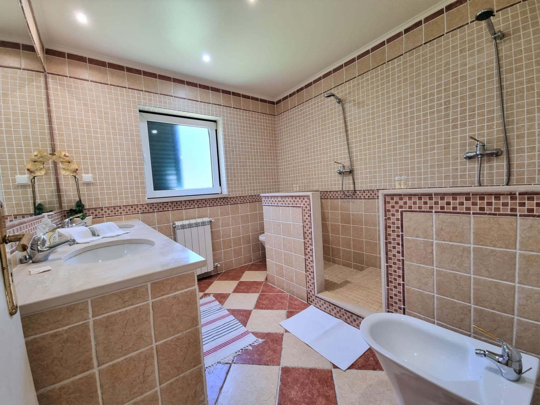 Bathroom / Wellness
