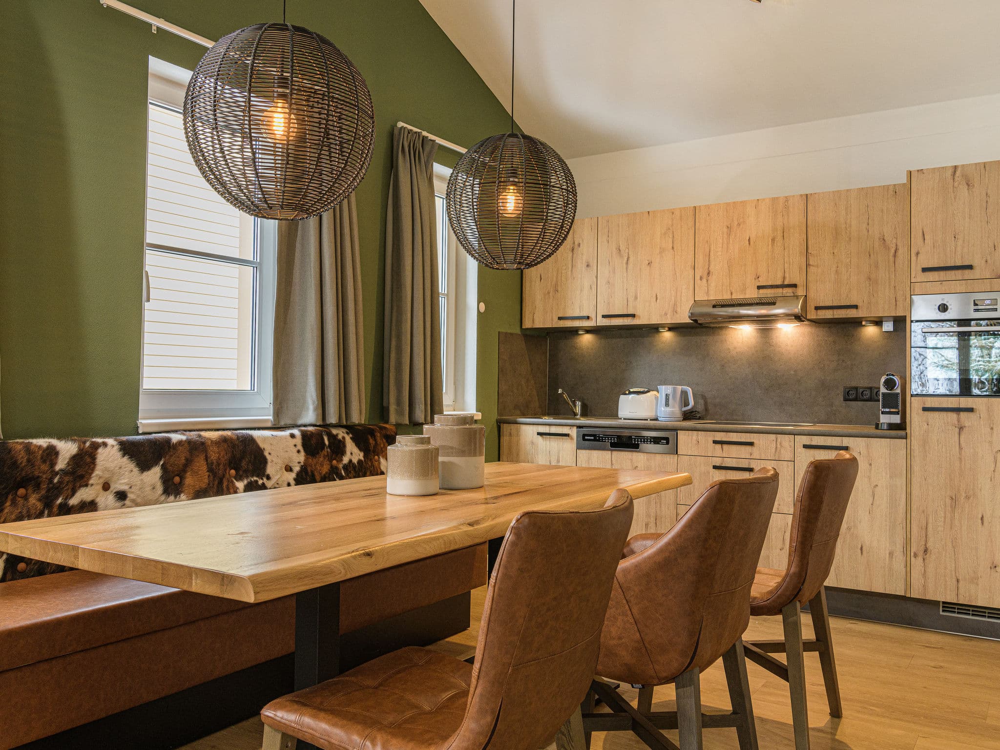 Kitchen / Dining Room
