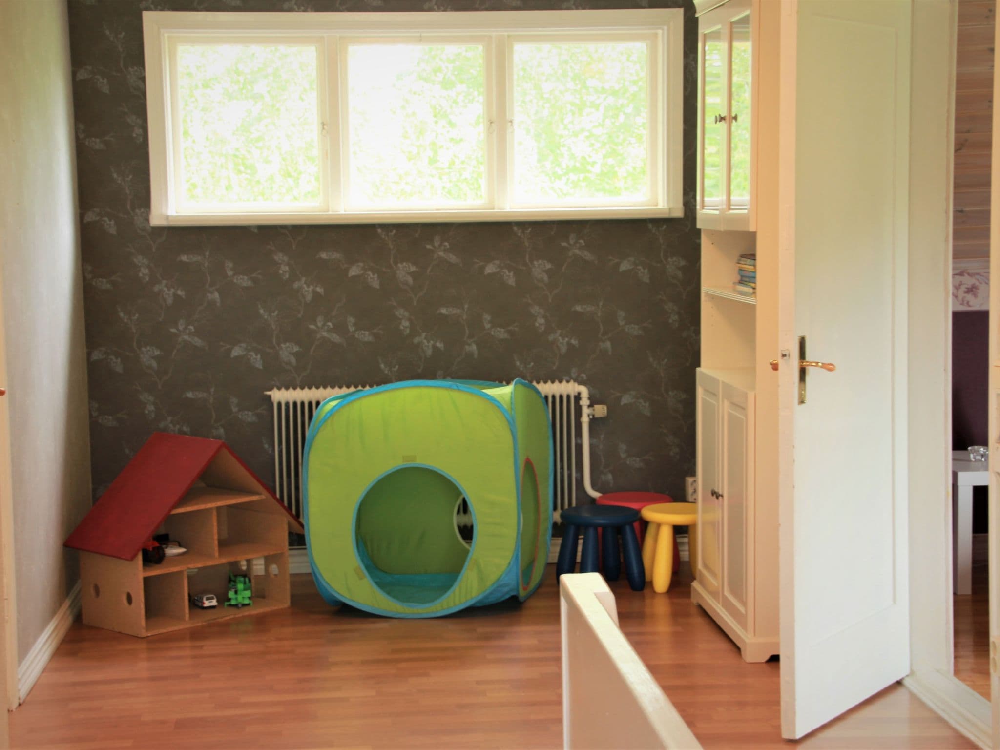 Gallery Image 13