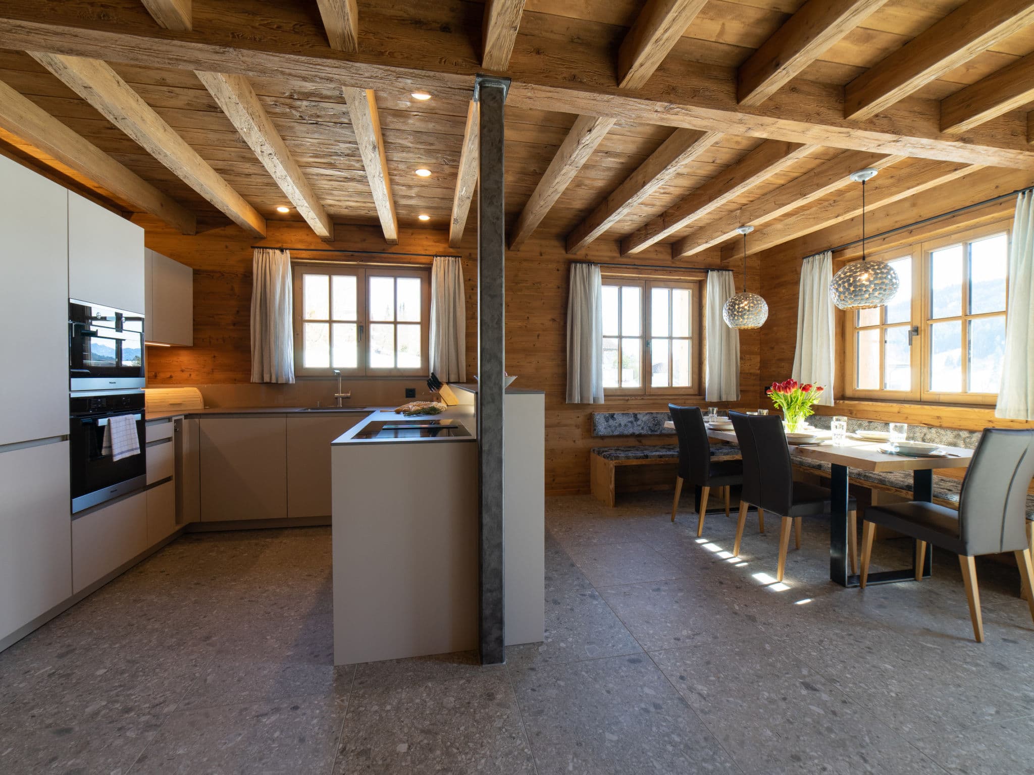 Kitchen / Dining Room