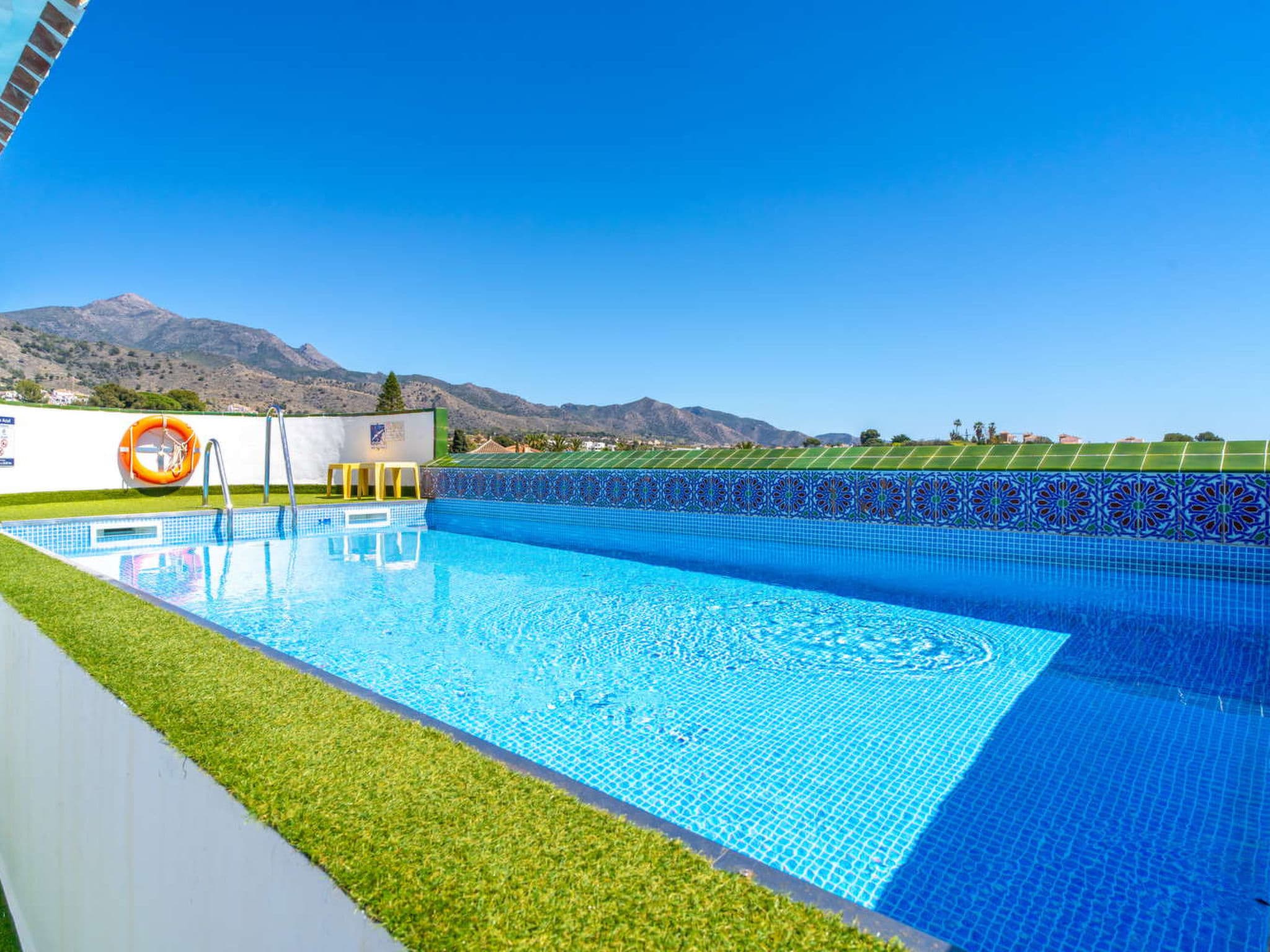 Pool Indoor