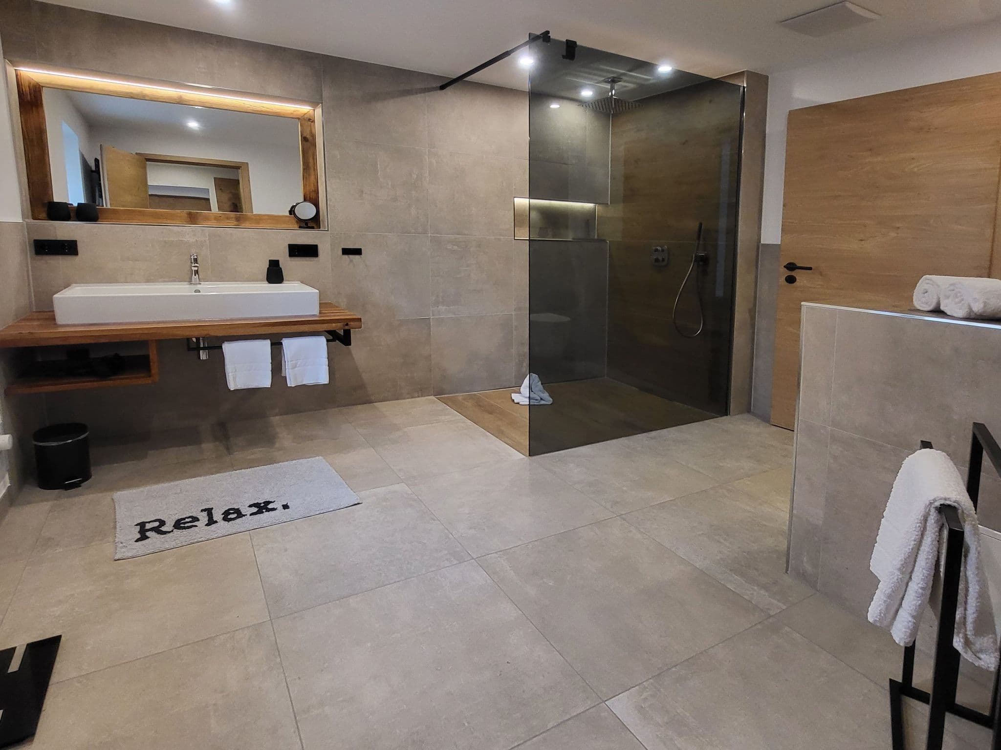 Bathroom / Wellness