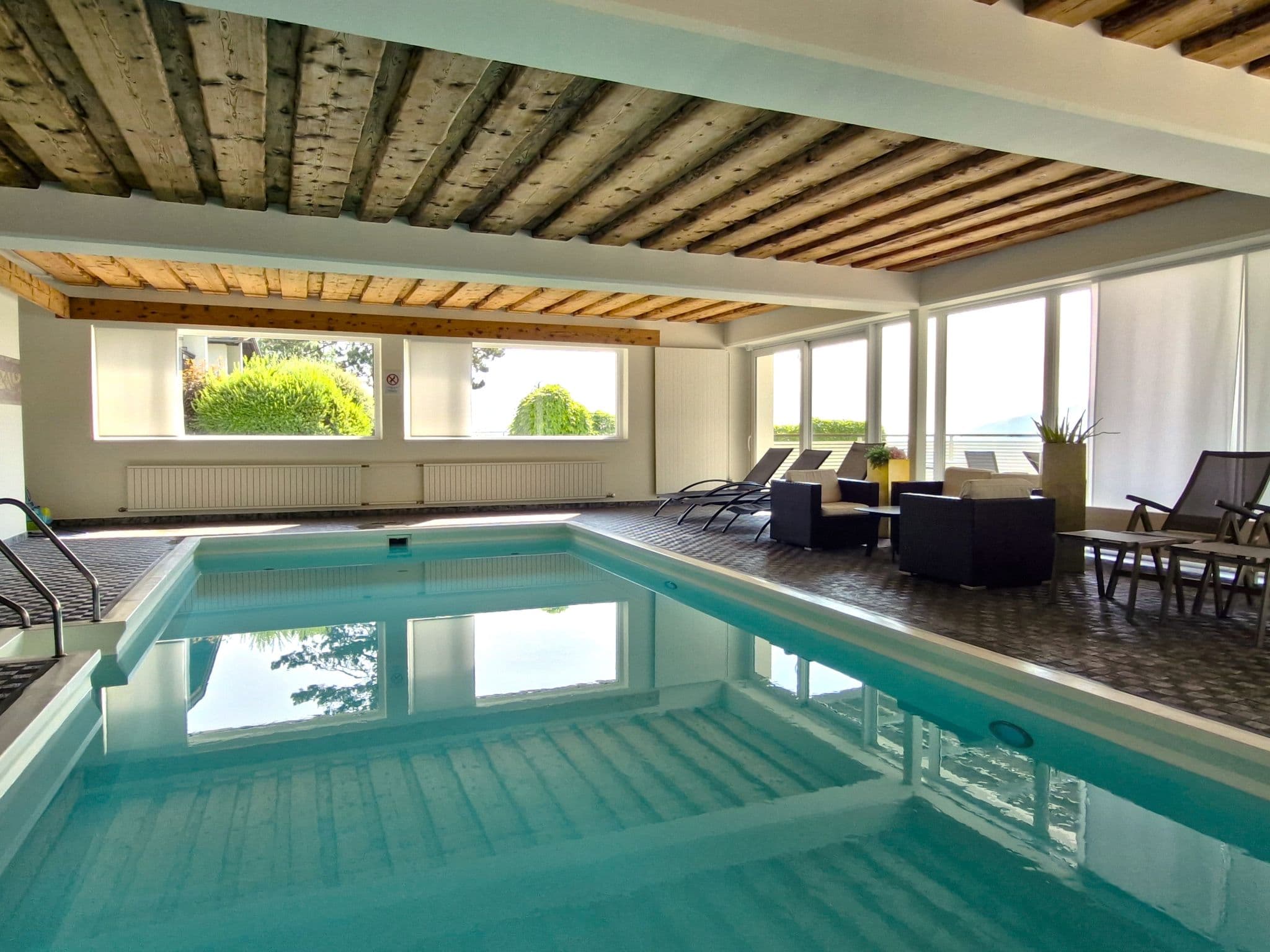 Pool Indoor