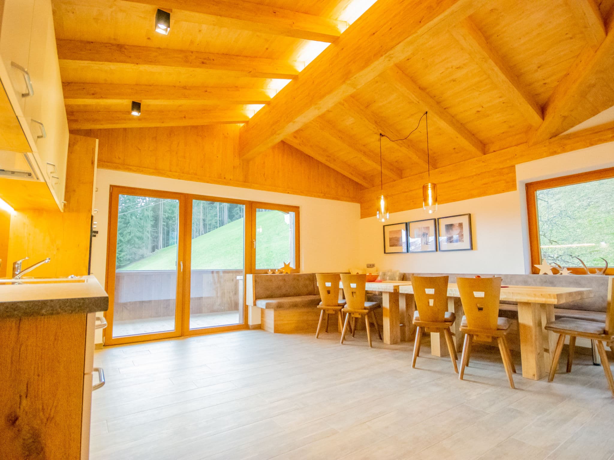Kitchen / Dining Room