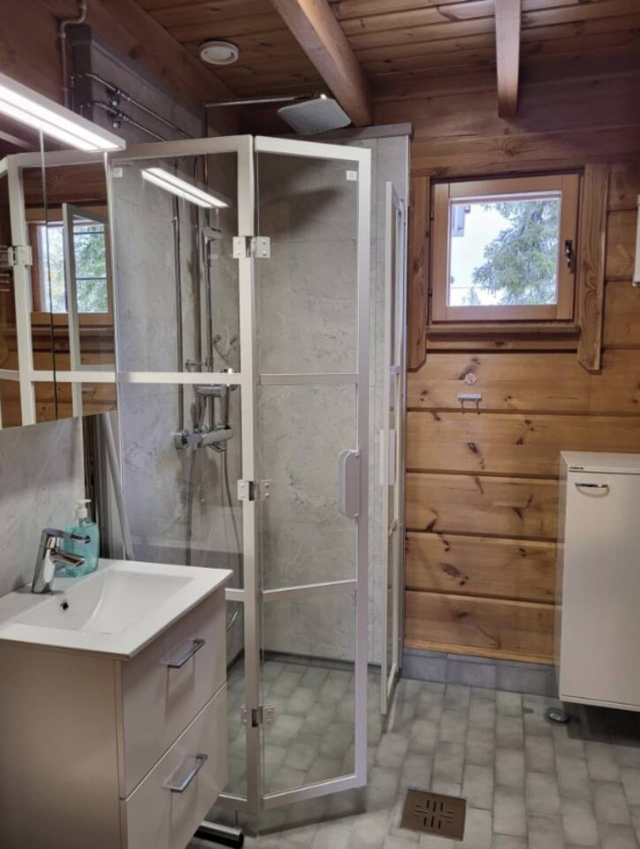 Gallery Image 13