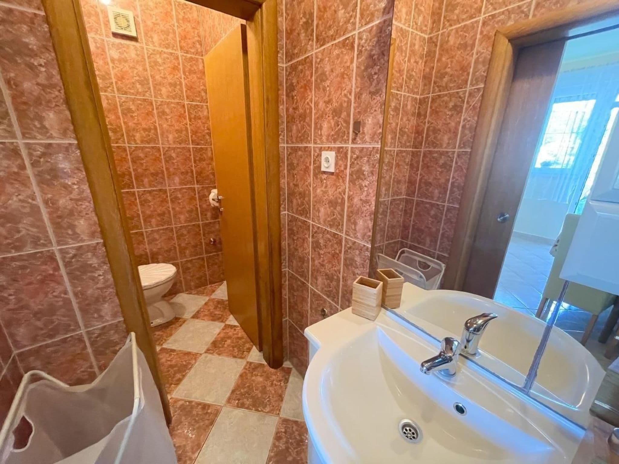 Gallery Image 12
