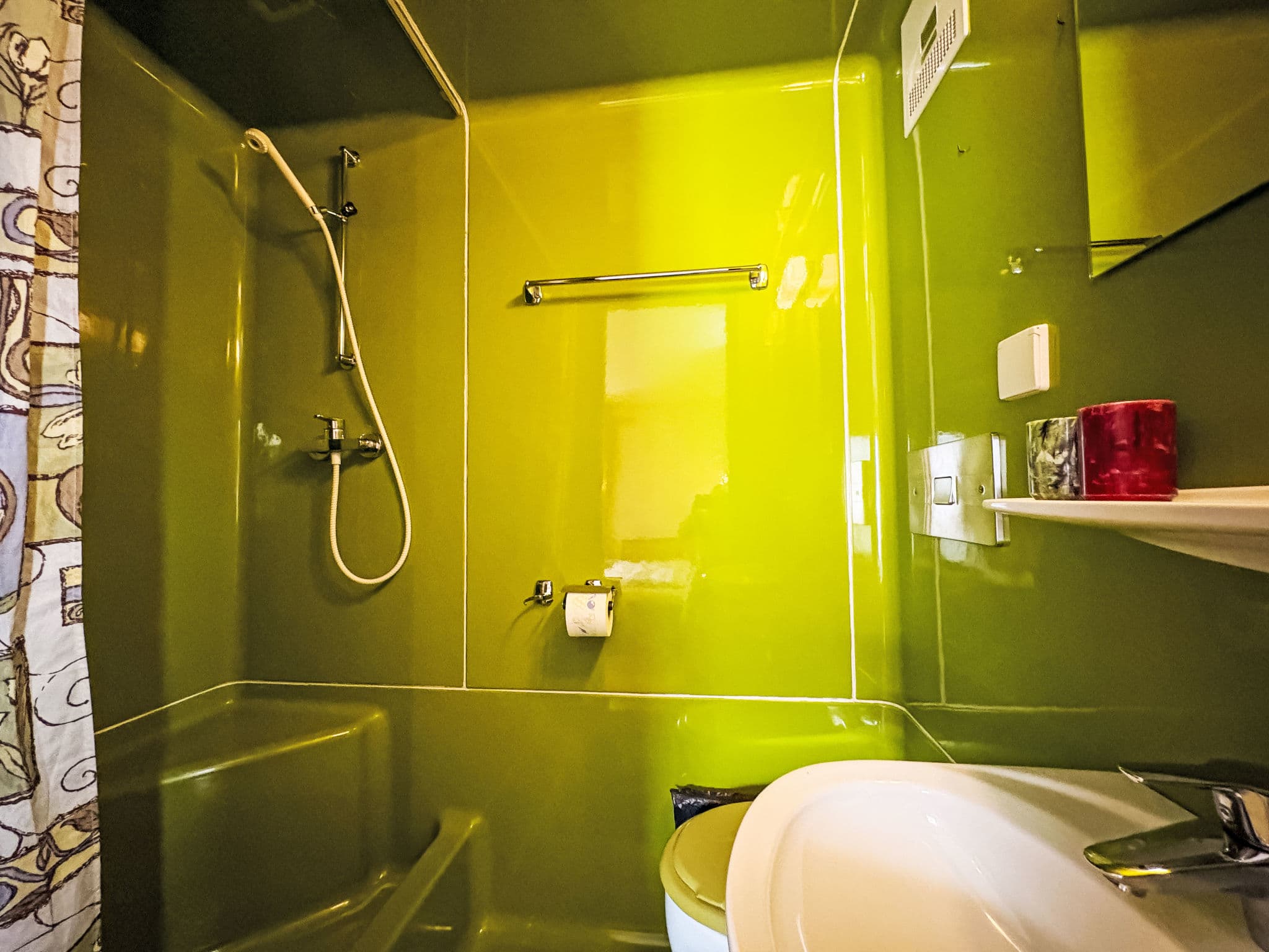 Bathroom / Wellness