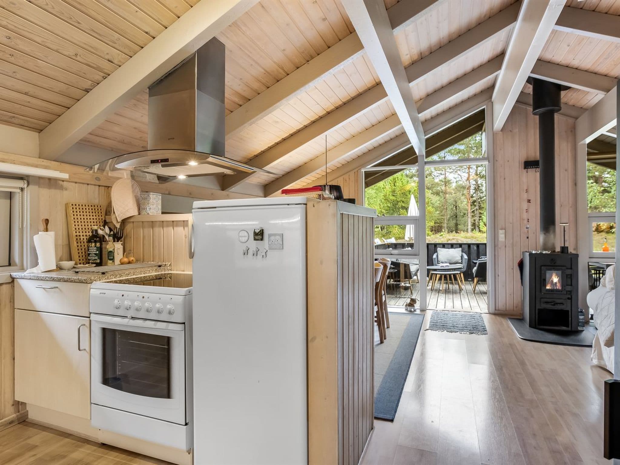 Kitchen / Dining Room