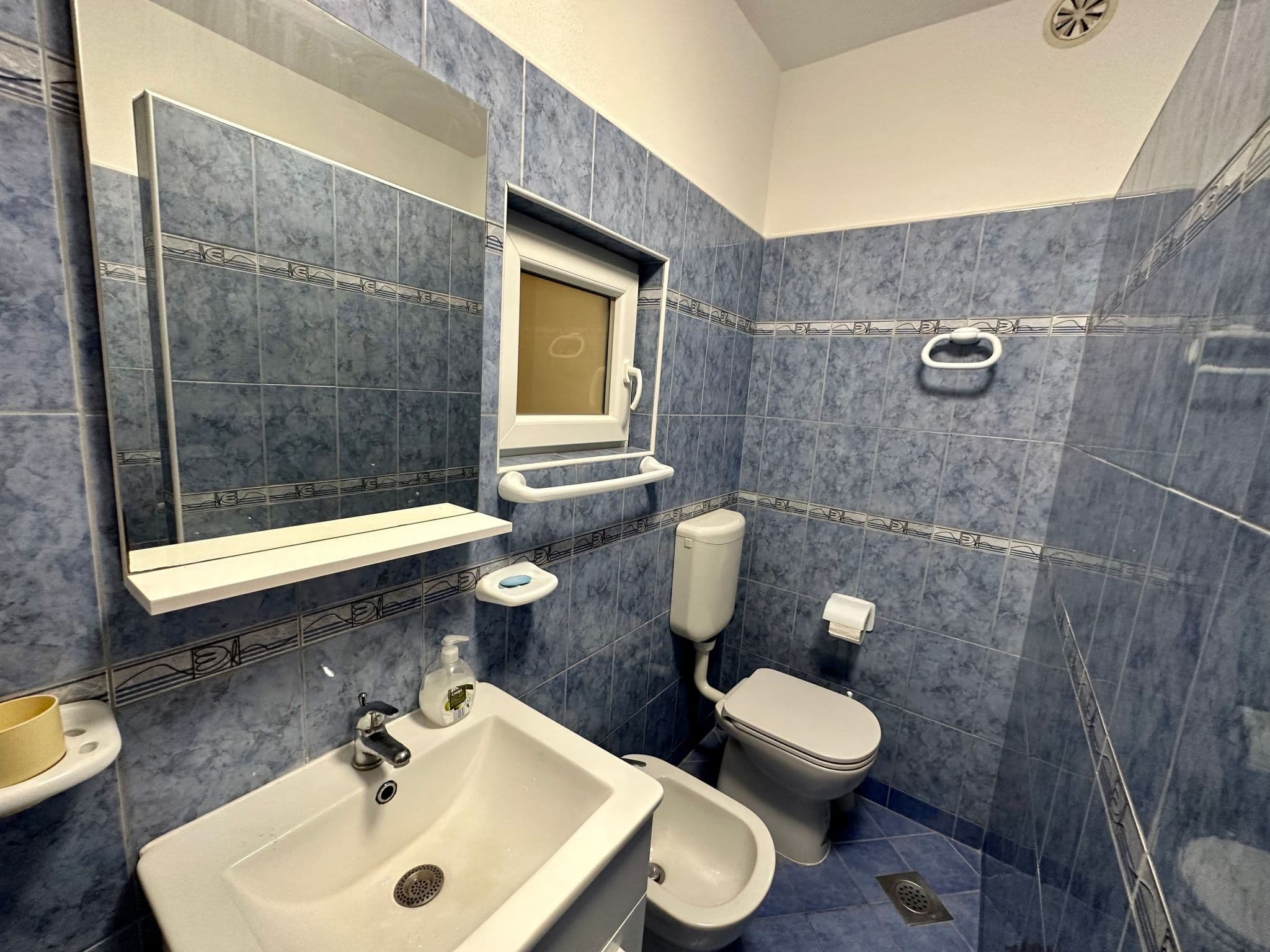 Gallery Image 28