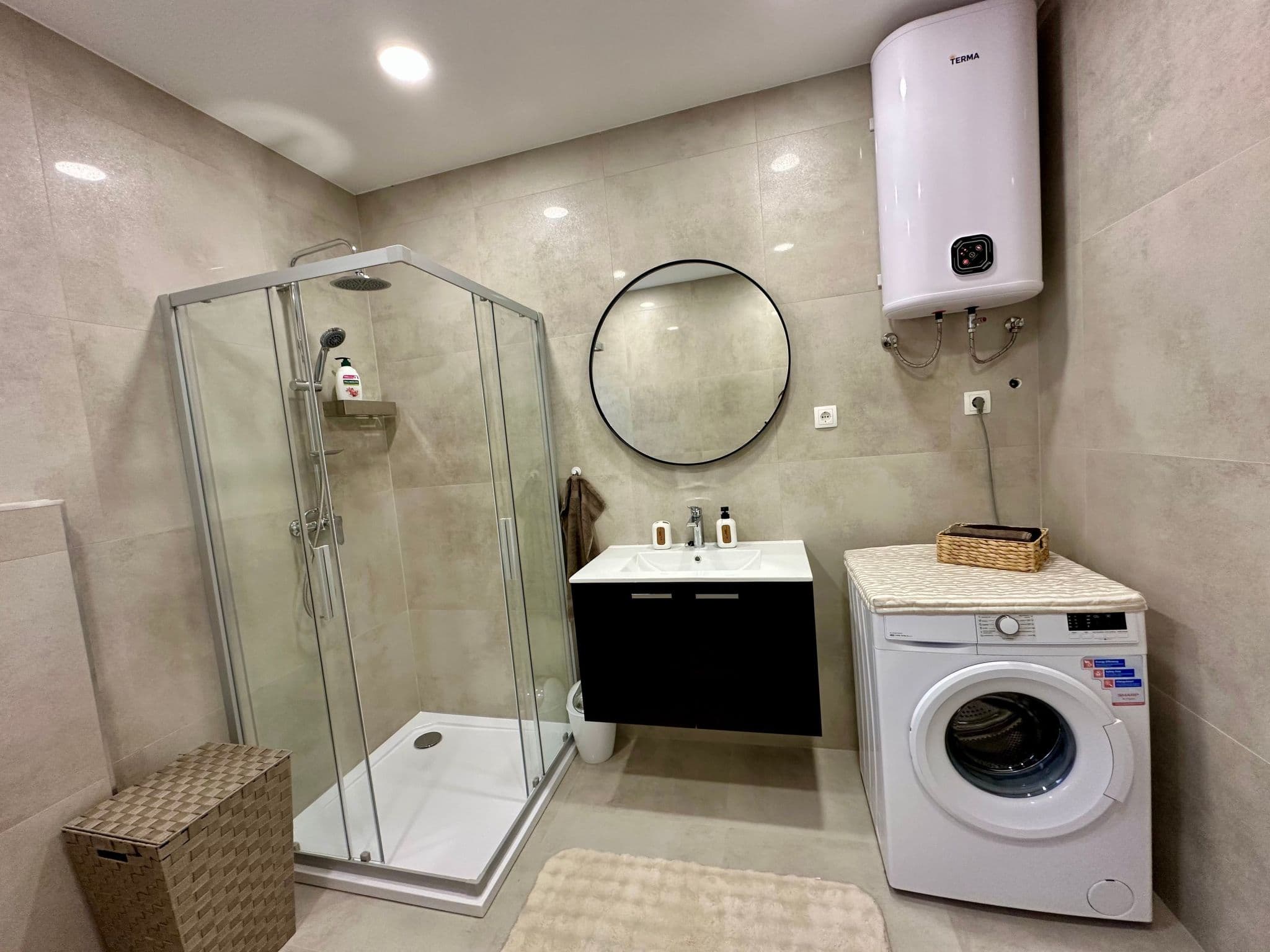 Bathroom / Wellness