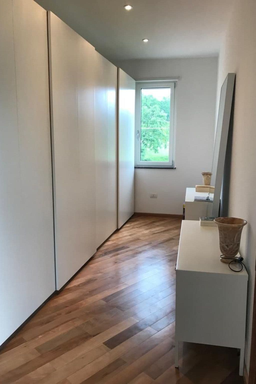 Gallery Image 32