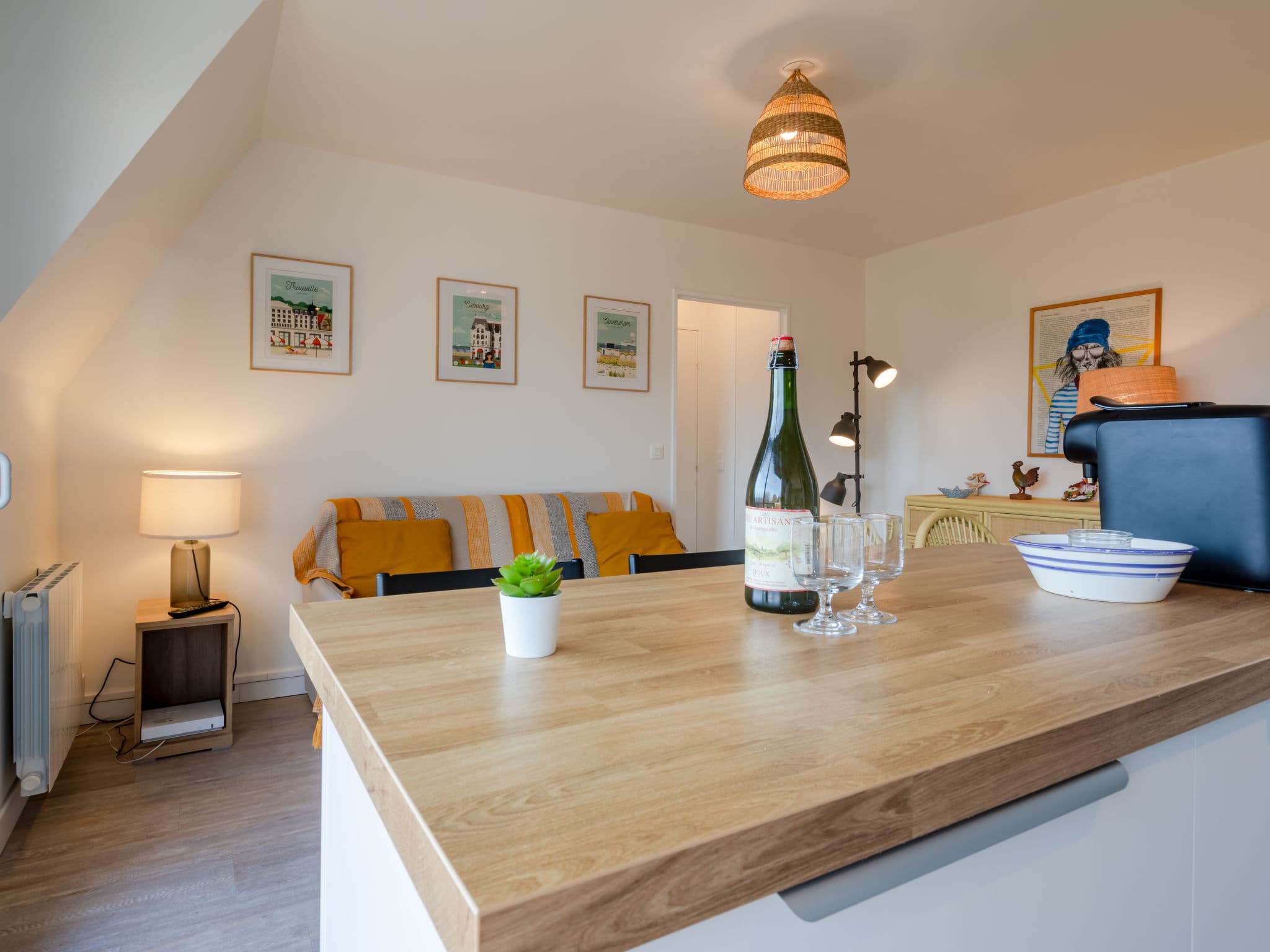 Kitchen / Dining Room