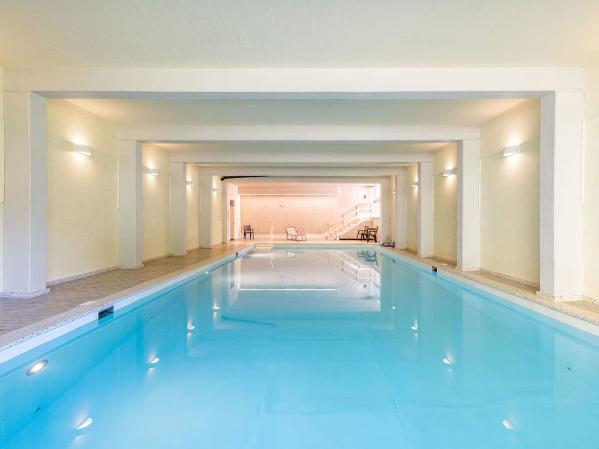 Pool Indoor